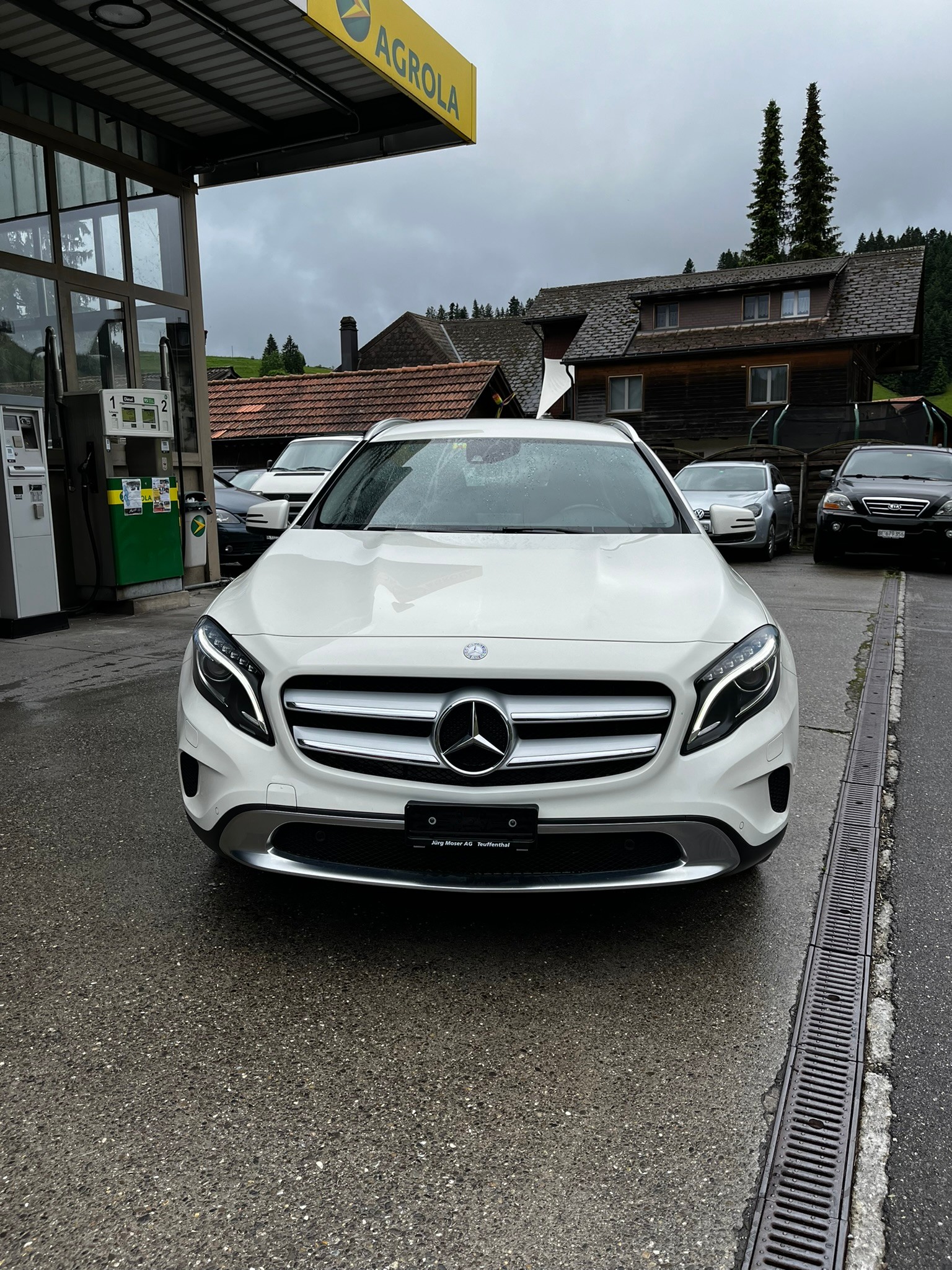 MERCEDES-BENZ GLA 250 4Matic 7G-DCT