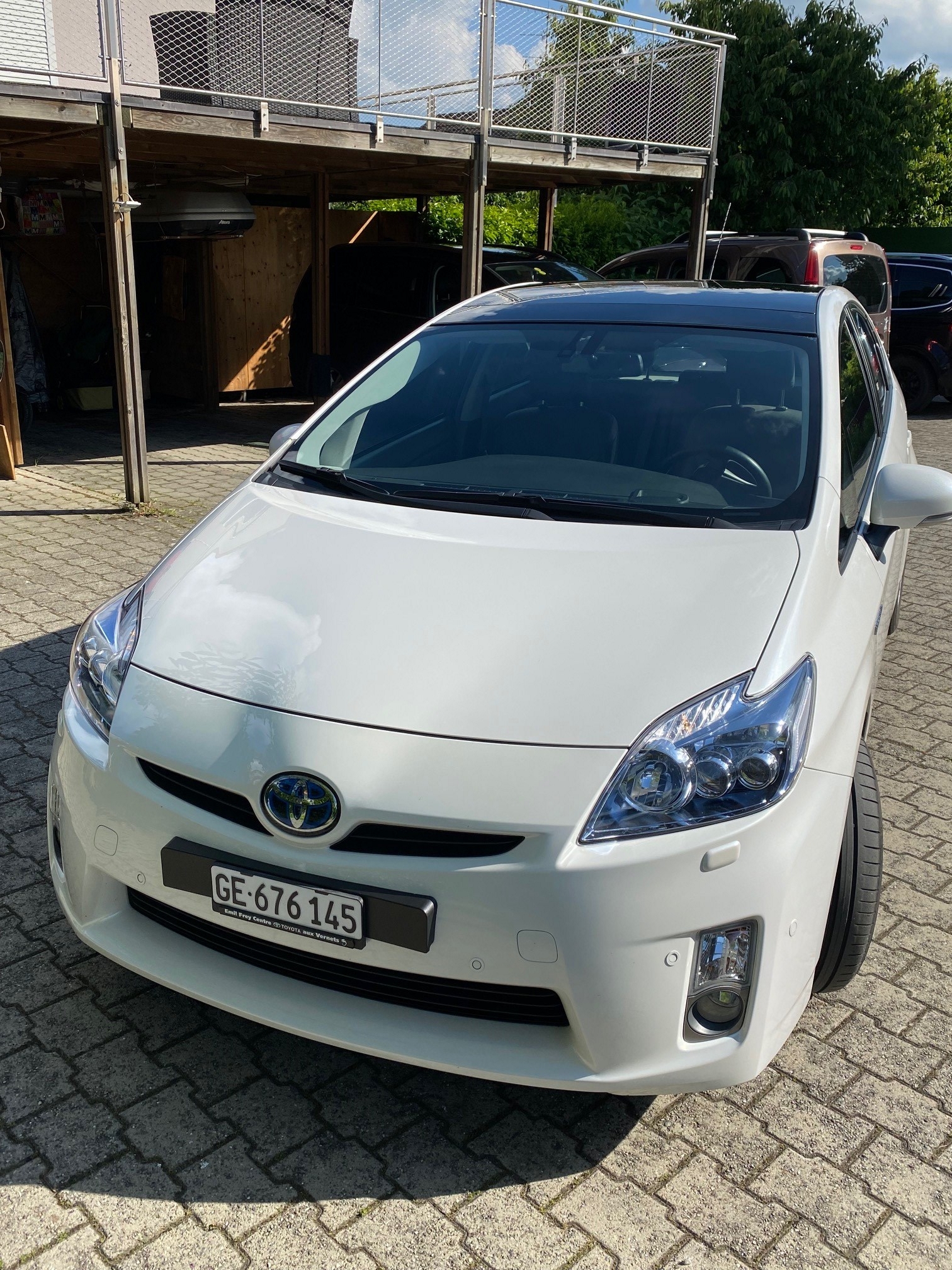 TOYOTA Prius 1.8 16V HSD Sol Premium