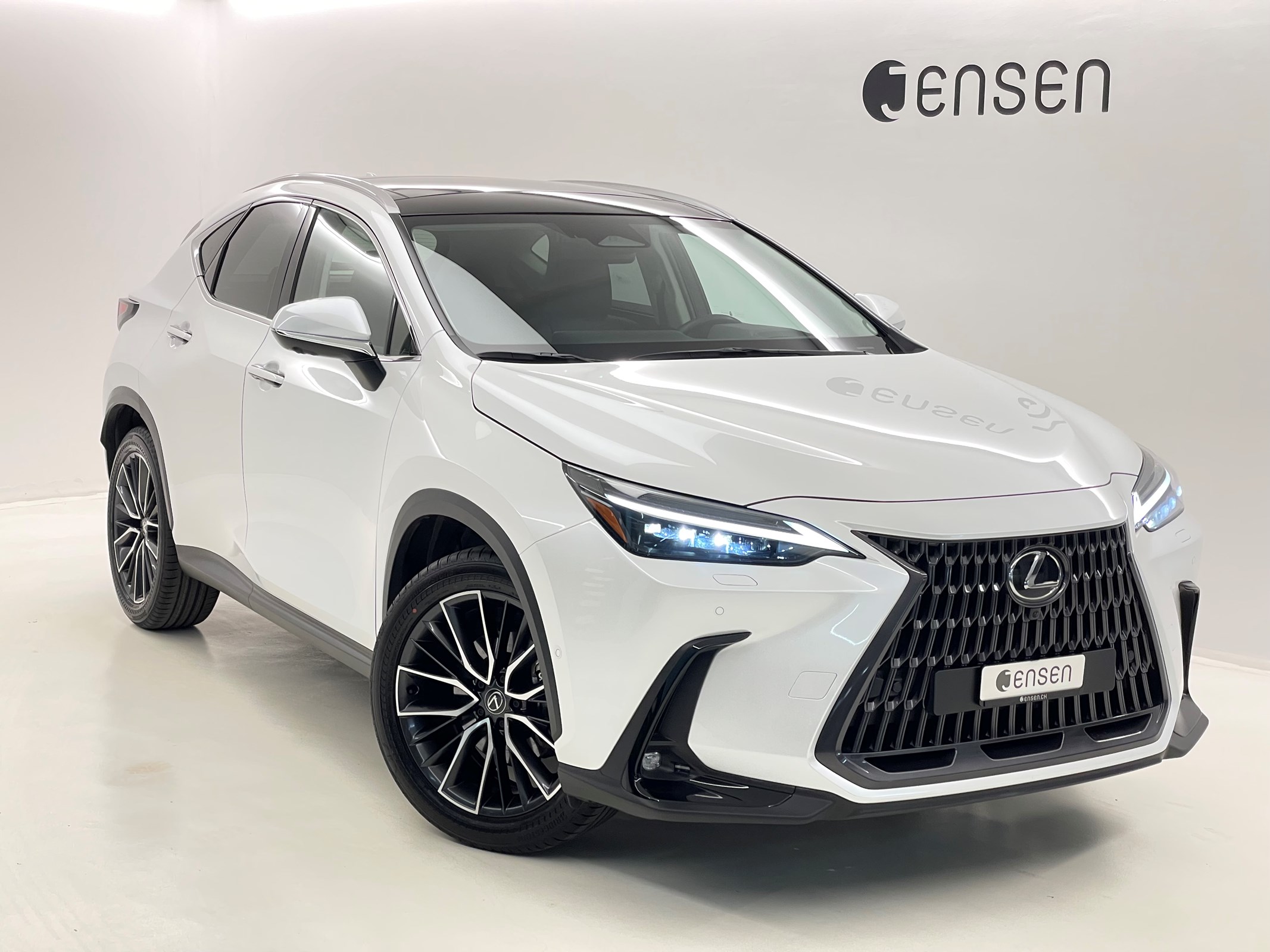 LEXUS NX 350h Excellence E-FOUR Voll-Hybrid