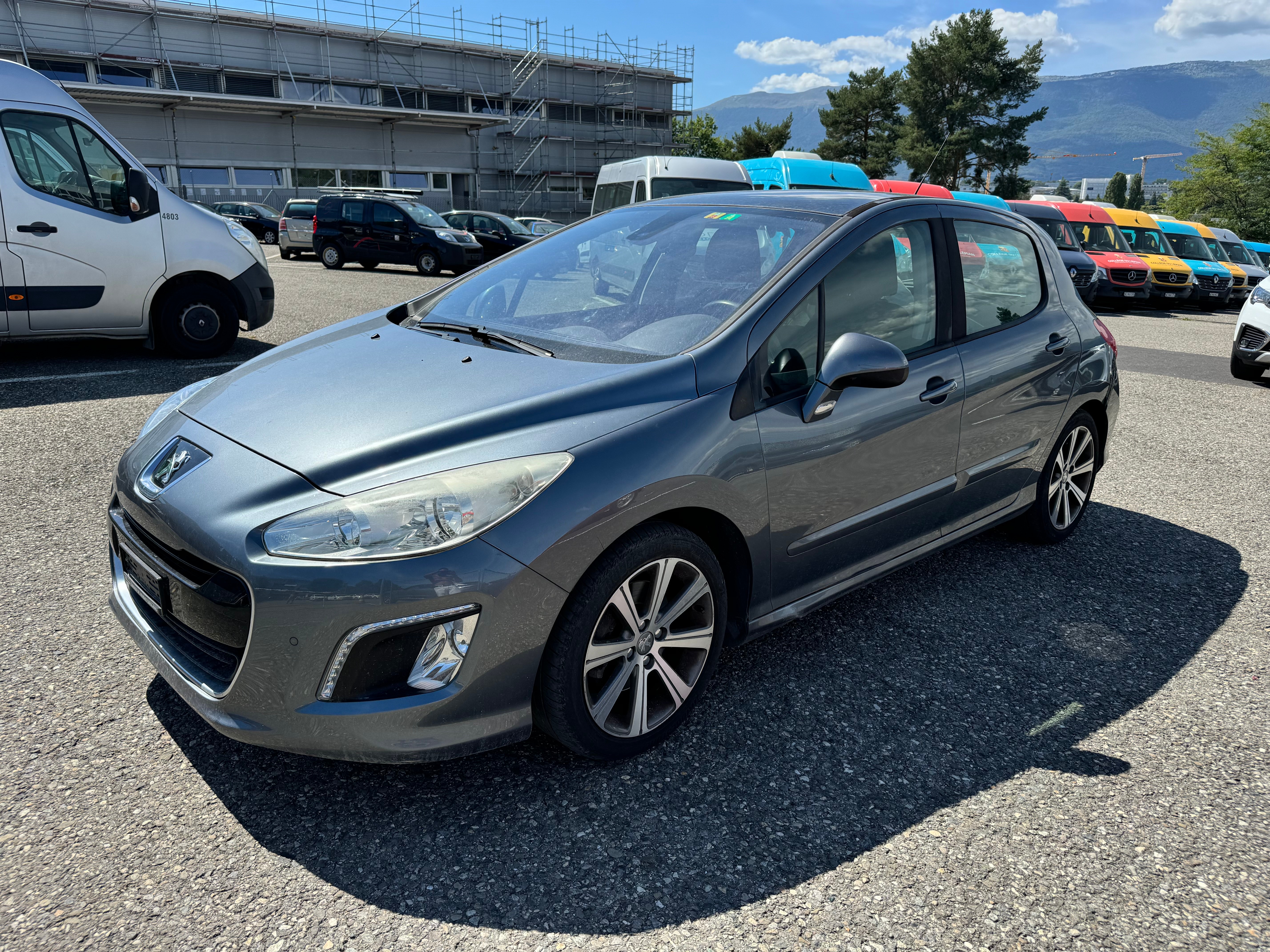 PEUGEOT 308 1.6 16V Turbo Allure