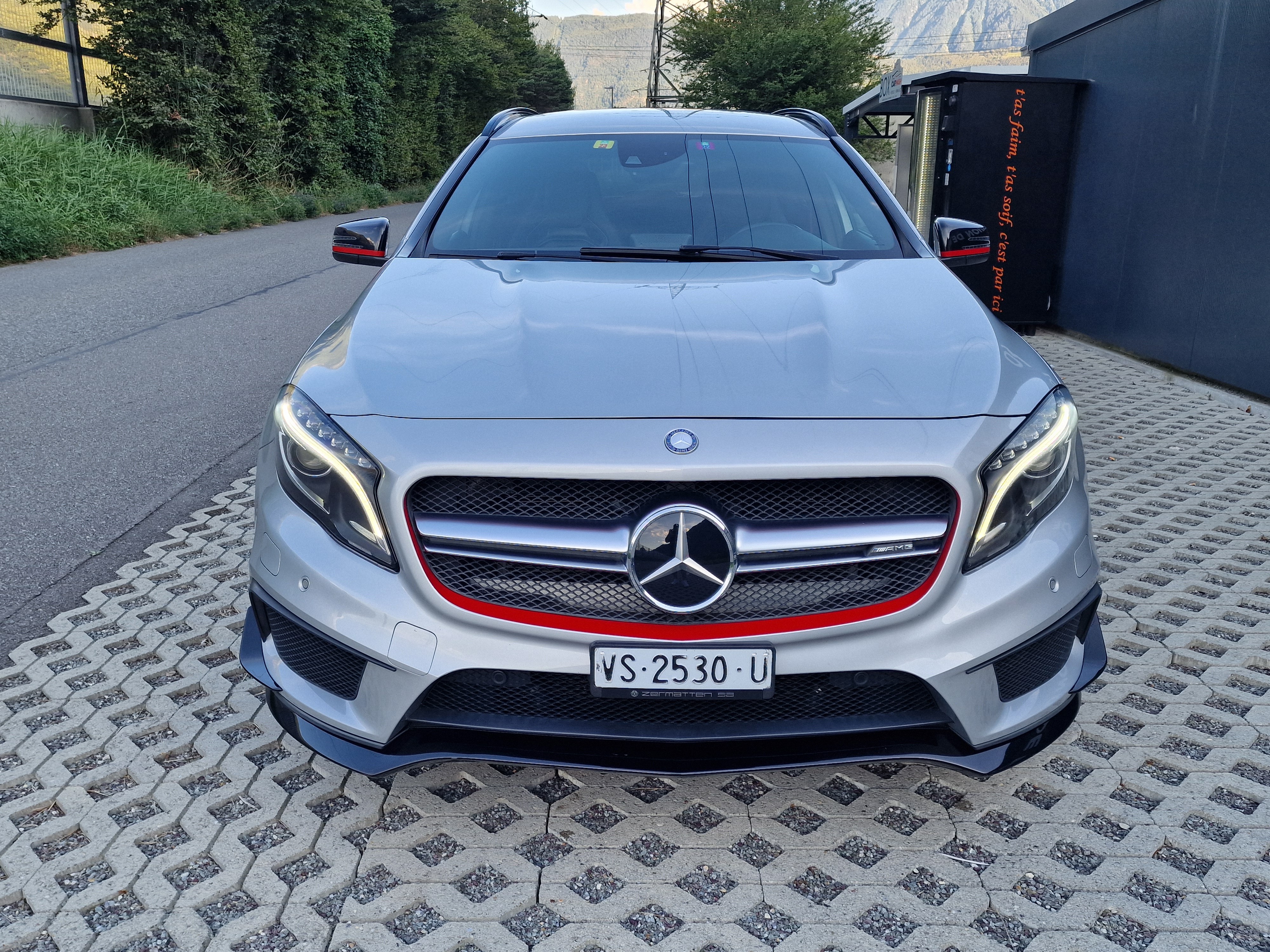 MERCEDES-BENZ GLA 45 AMG 4Matic 7G-DCT