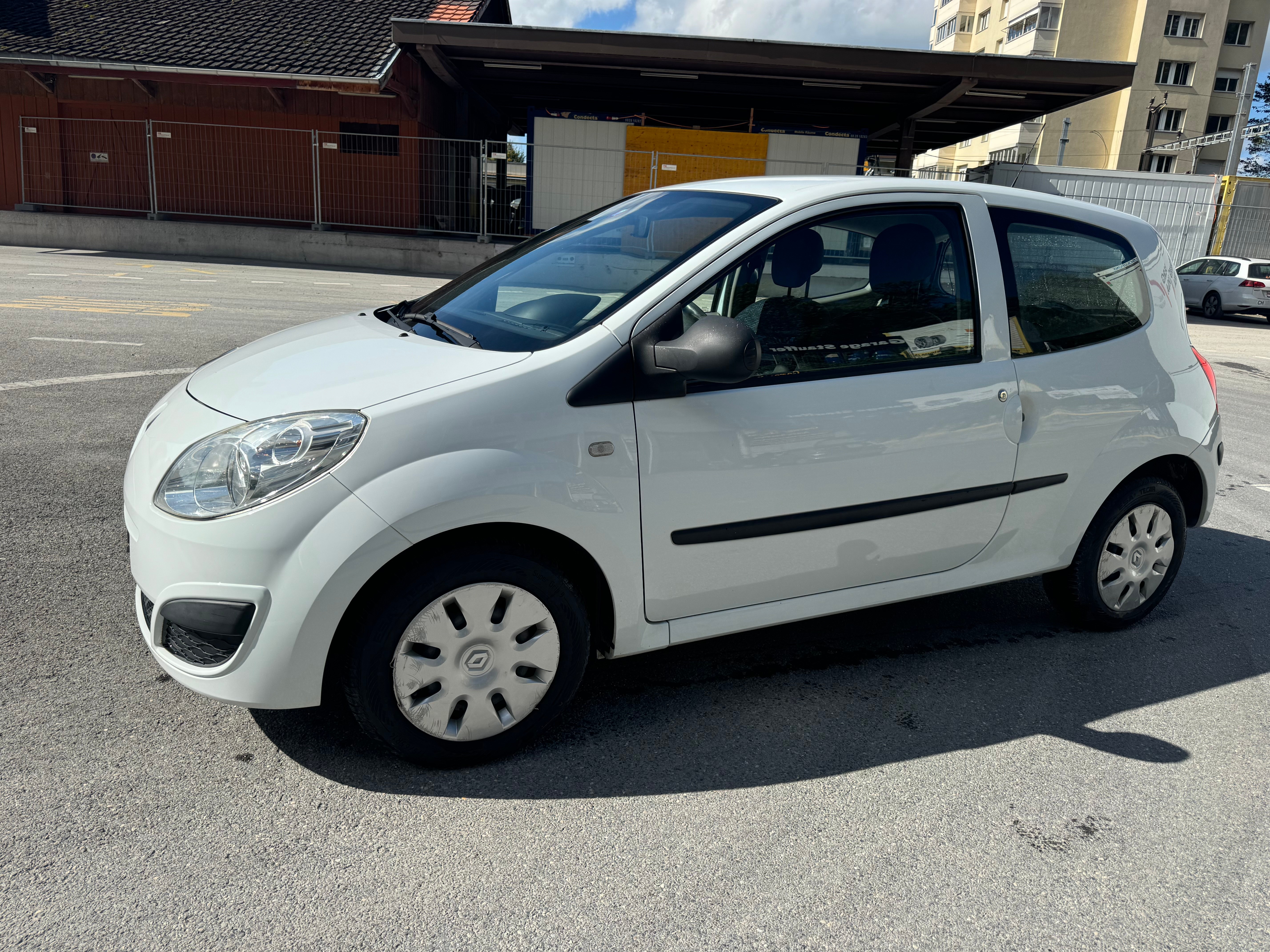 RENAULT Twingo 1.2 Authentique