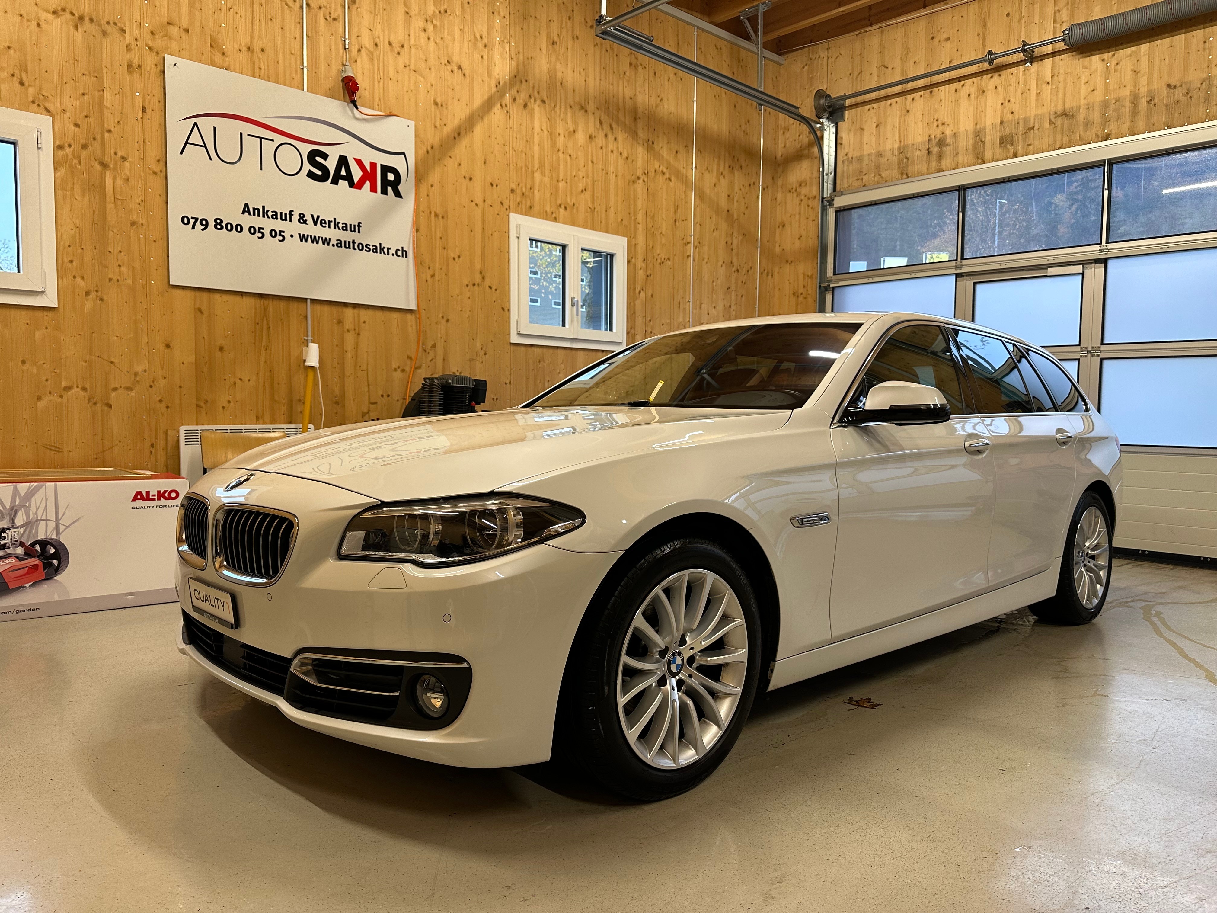 BMW 520d Touring xDrive Luxury Line Steptronic