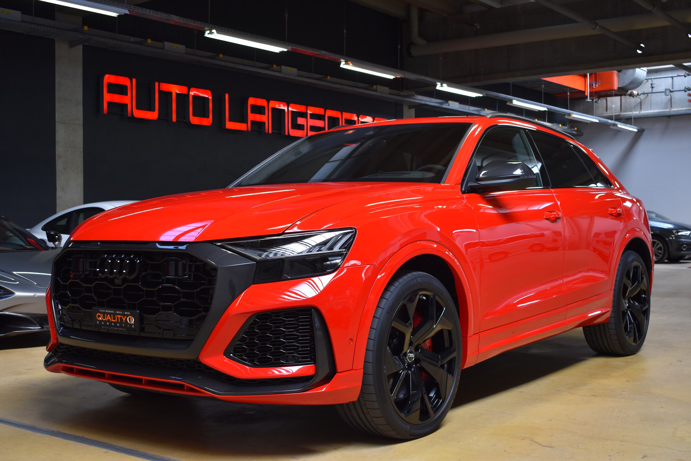 AUDI RSQ8 quattro tiptronic