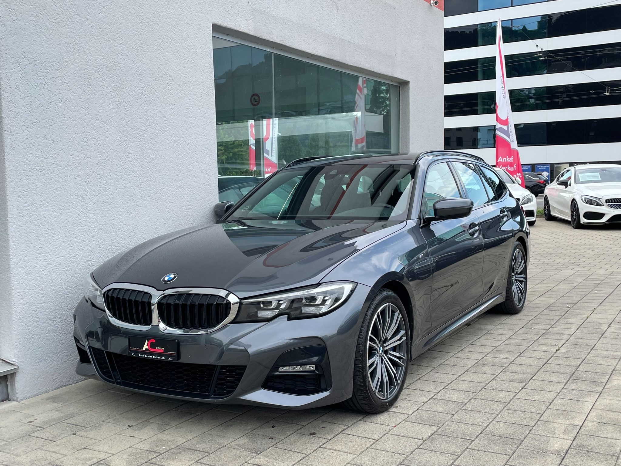 BMW 330i M Sport Touring Steptronic