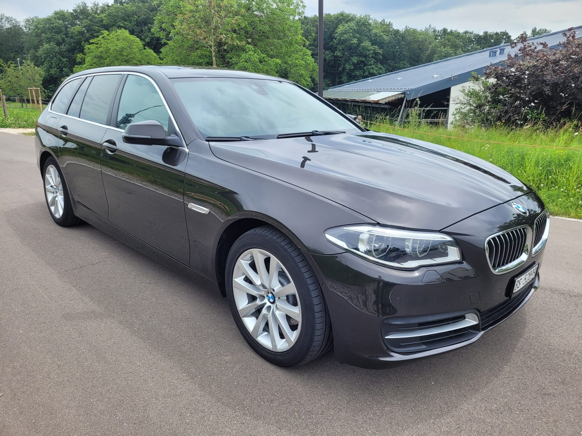 BMW 520d Touring xDrive Luxury Line Steptronic