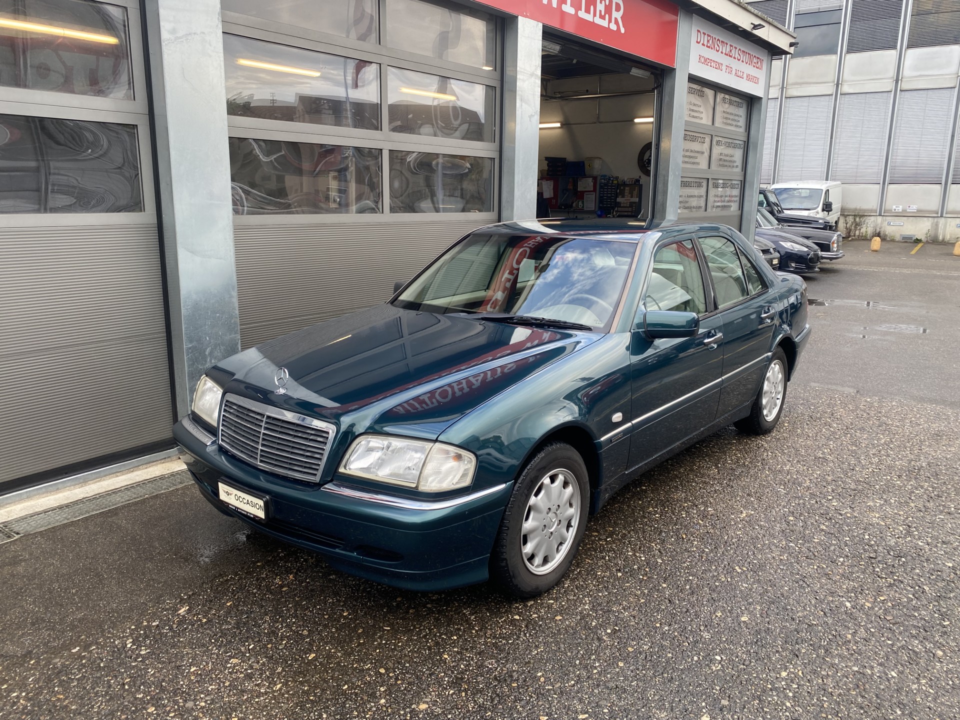 MERCEDES-BENZ C 240 Elégance