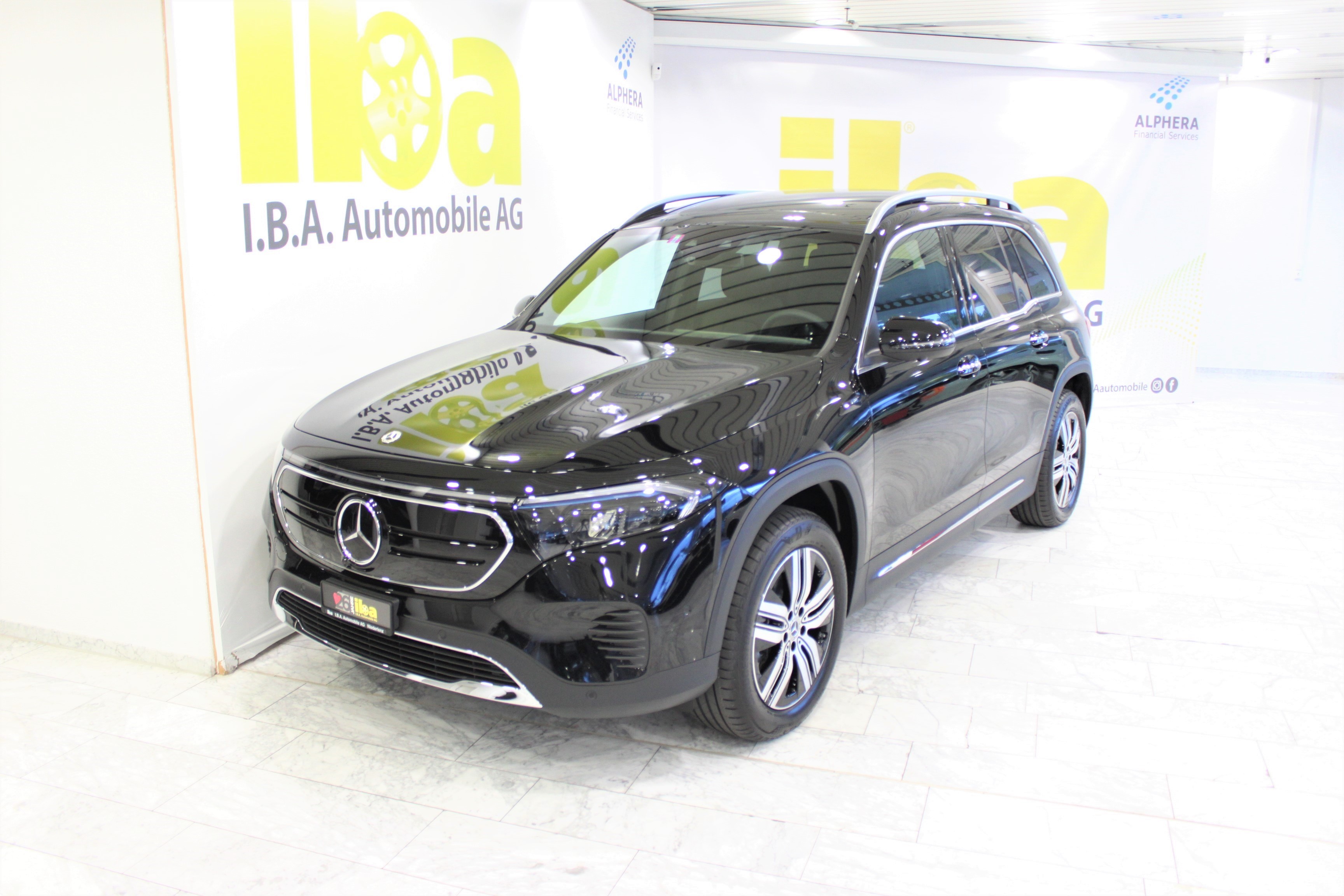 MERCEDES-BENZ EQB 350 4Matic 4x4 (CH)