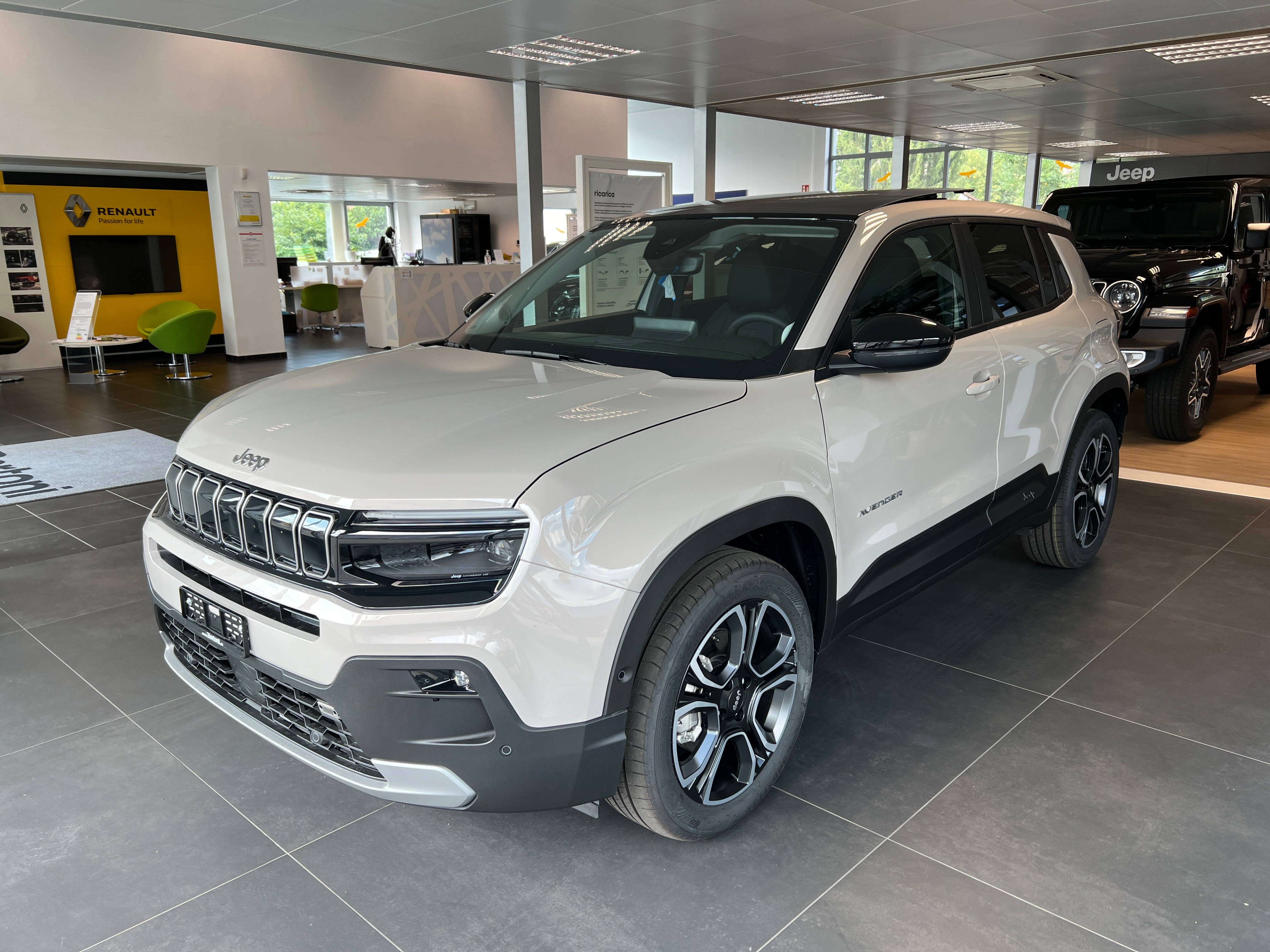 JEEP Avenger 1.2 MHEV Swiss Altitud