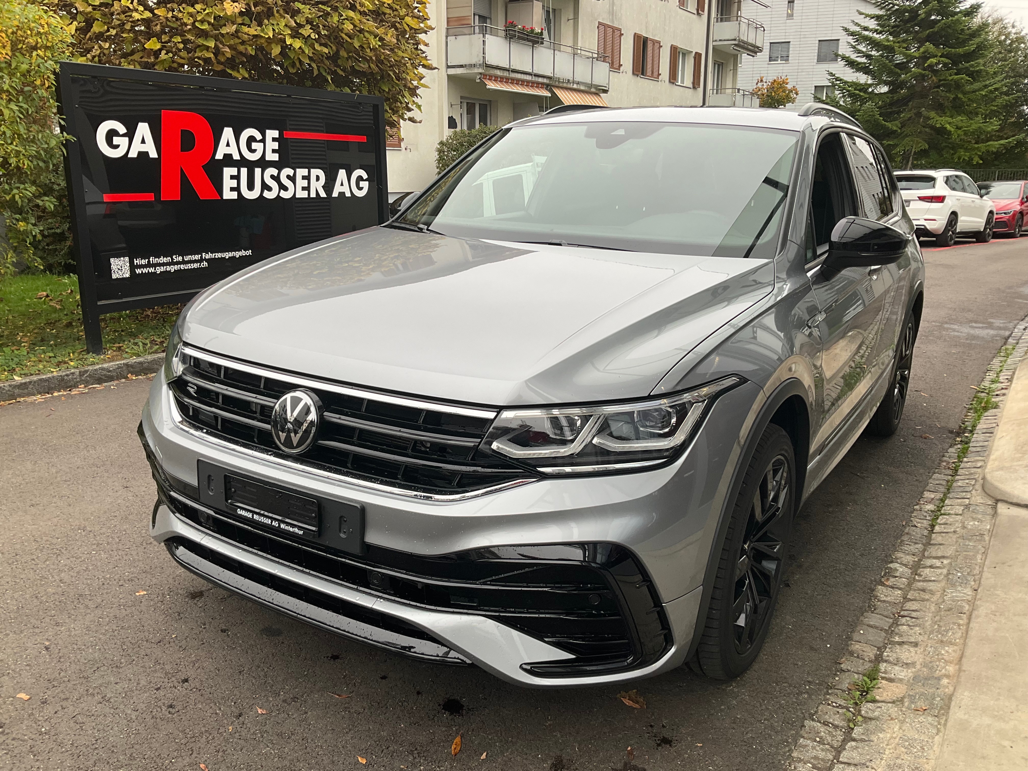 VW TIGUAN ALLSPACE 2.0 TDI 200PS R-LINE 4MOTION DSG BLACK STYLE *** TOP AUSSTATTTUNG ***