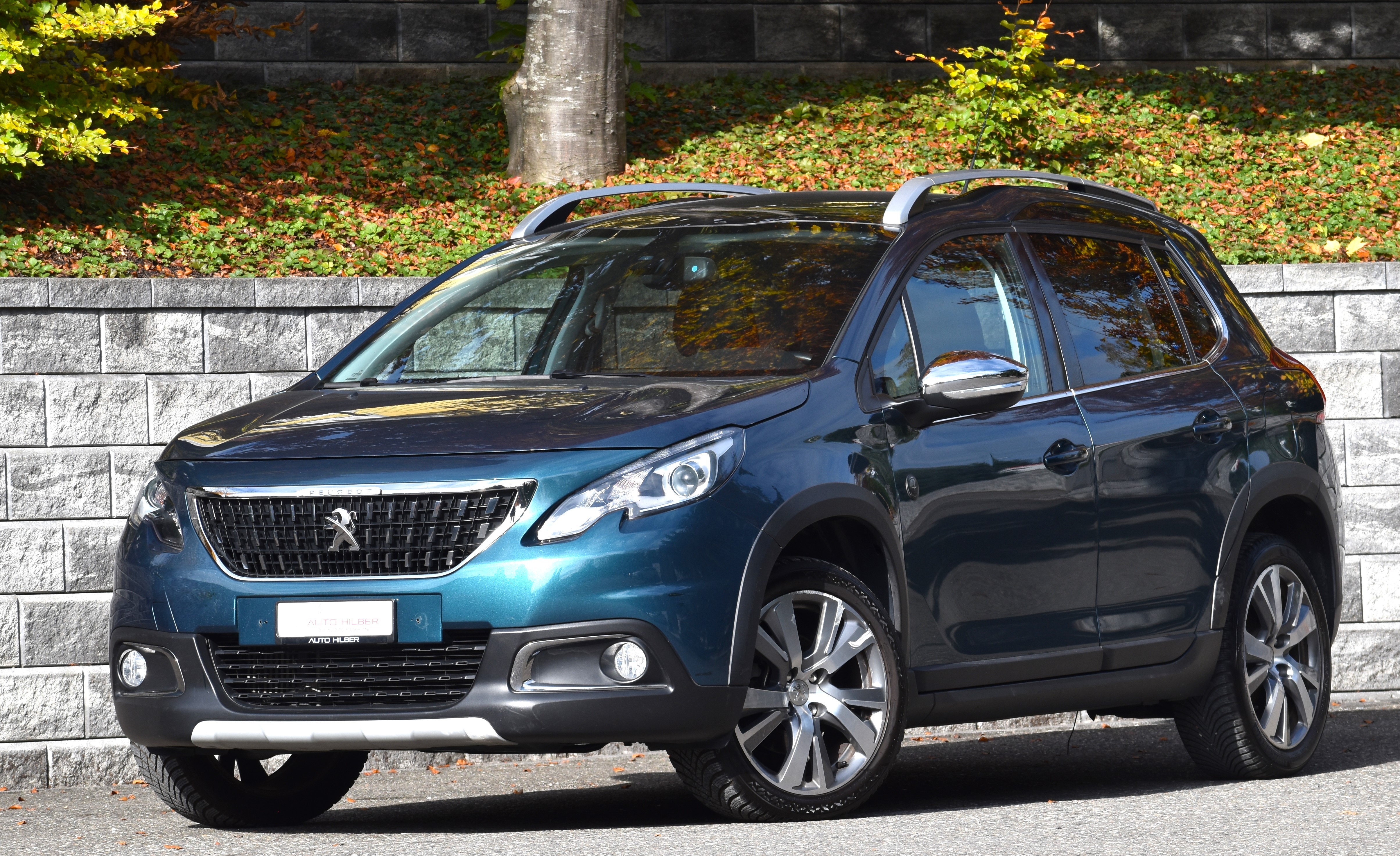 PEUGEOT 2008 1.2 PureTech GT Line