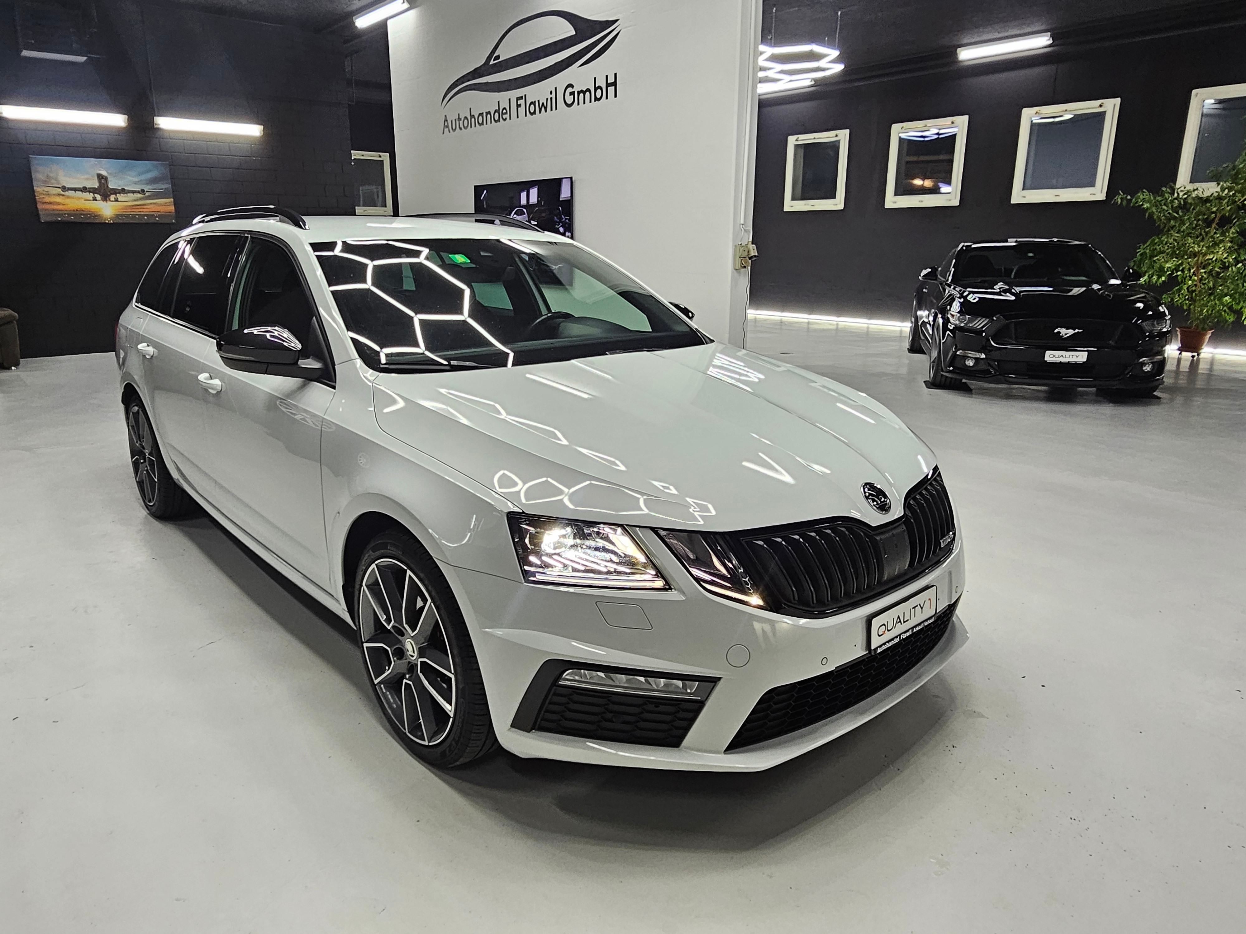 SKODA Octavia Combi 2.0 TDI RS