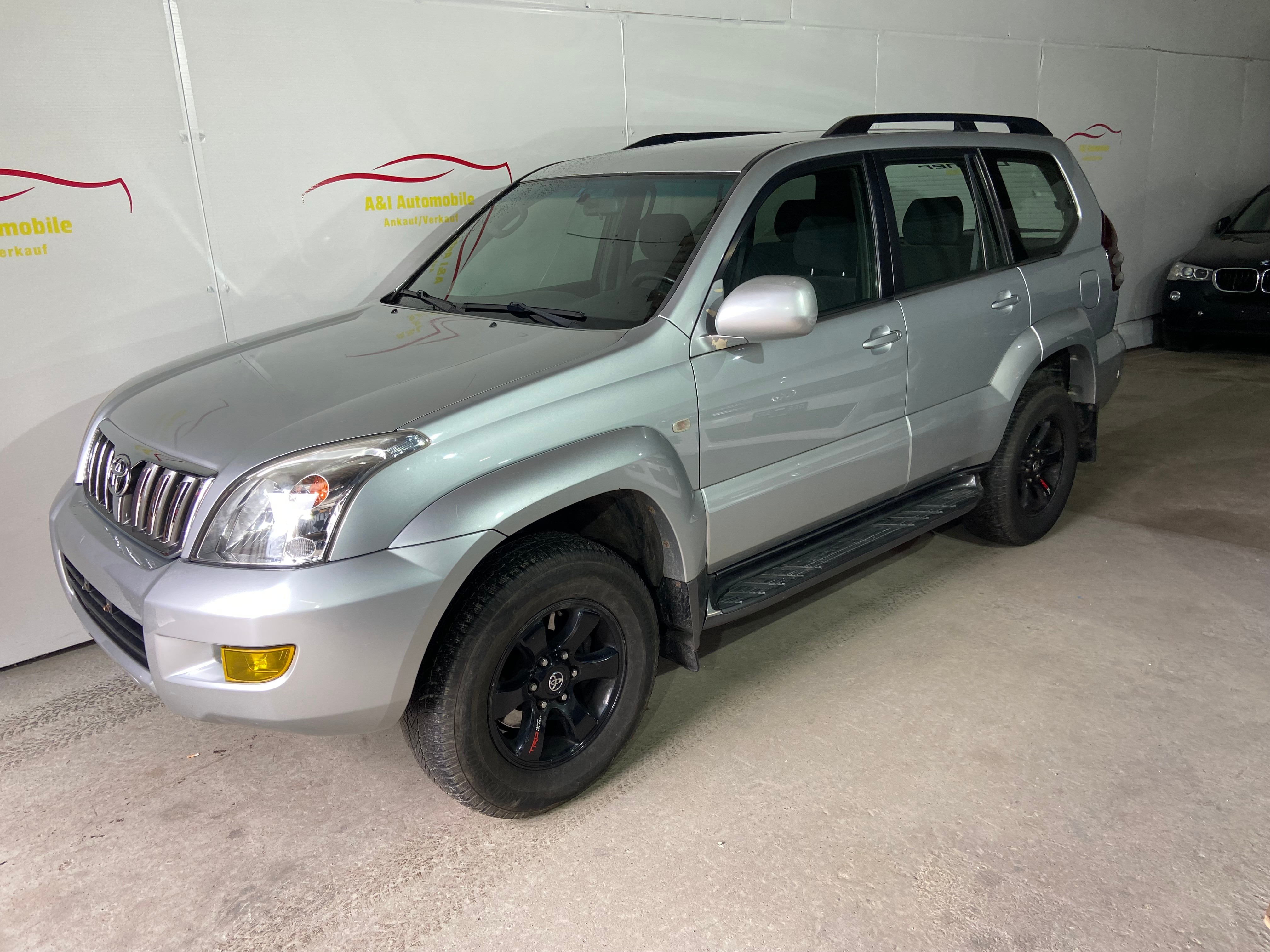 TOYOTA Land Cruiser 3.0 TD Linea Sol