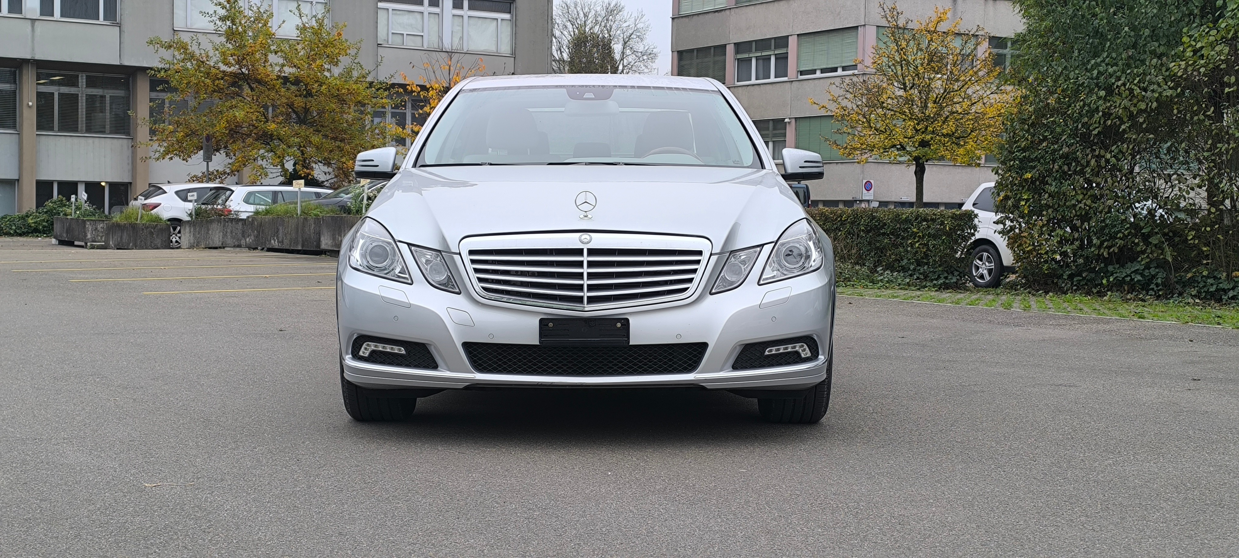 MERCEDES-BENZ E 350 CGI BlueEfficiency Elégance 7G-Tronic