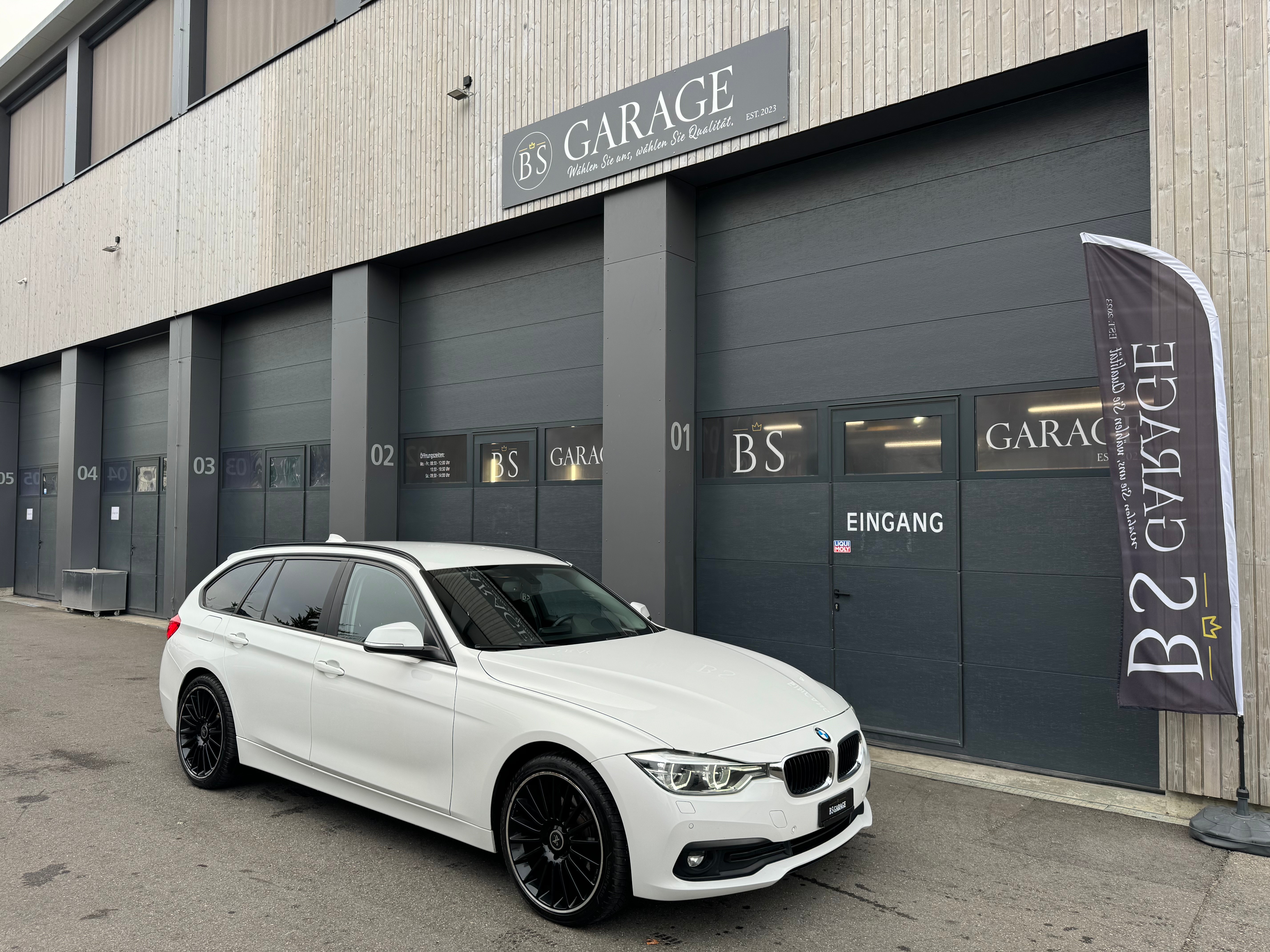 BMW 320d xDrive Touring Luxury Line Steptronic