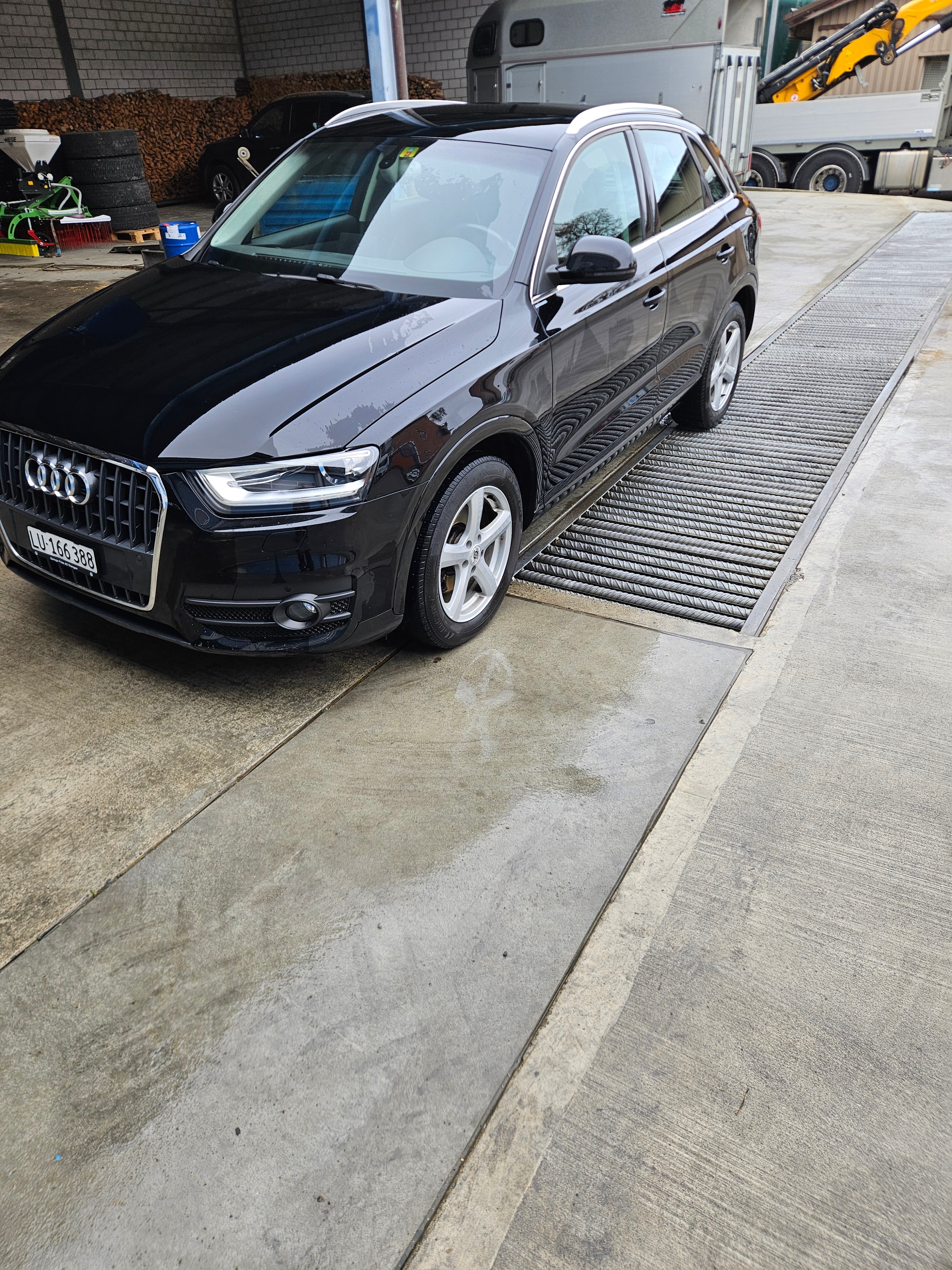 AUDI Q3 1.4 TFSI S-tronic