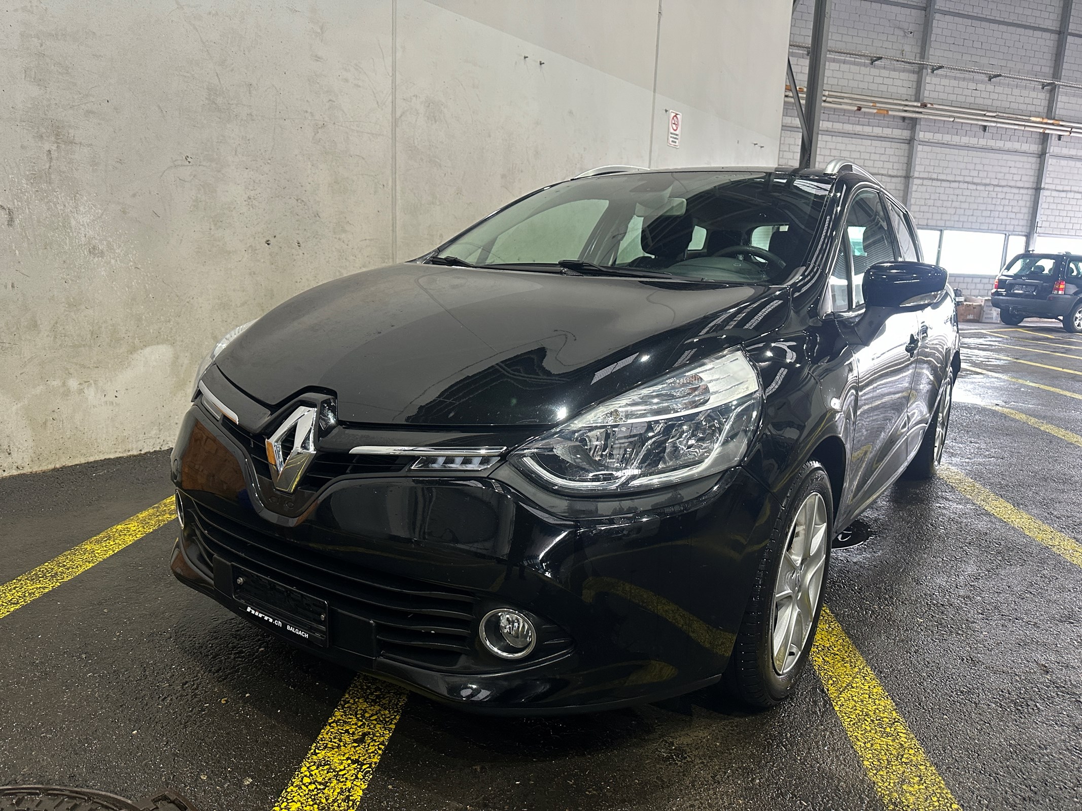 RENAULT Clio Grandtour 1.2 16V T Swiss Edition EDC