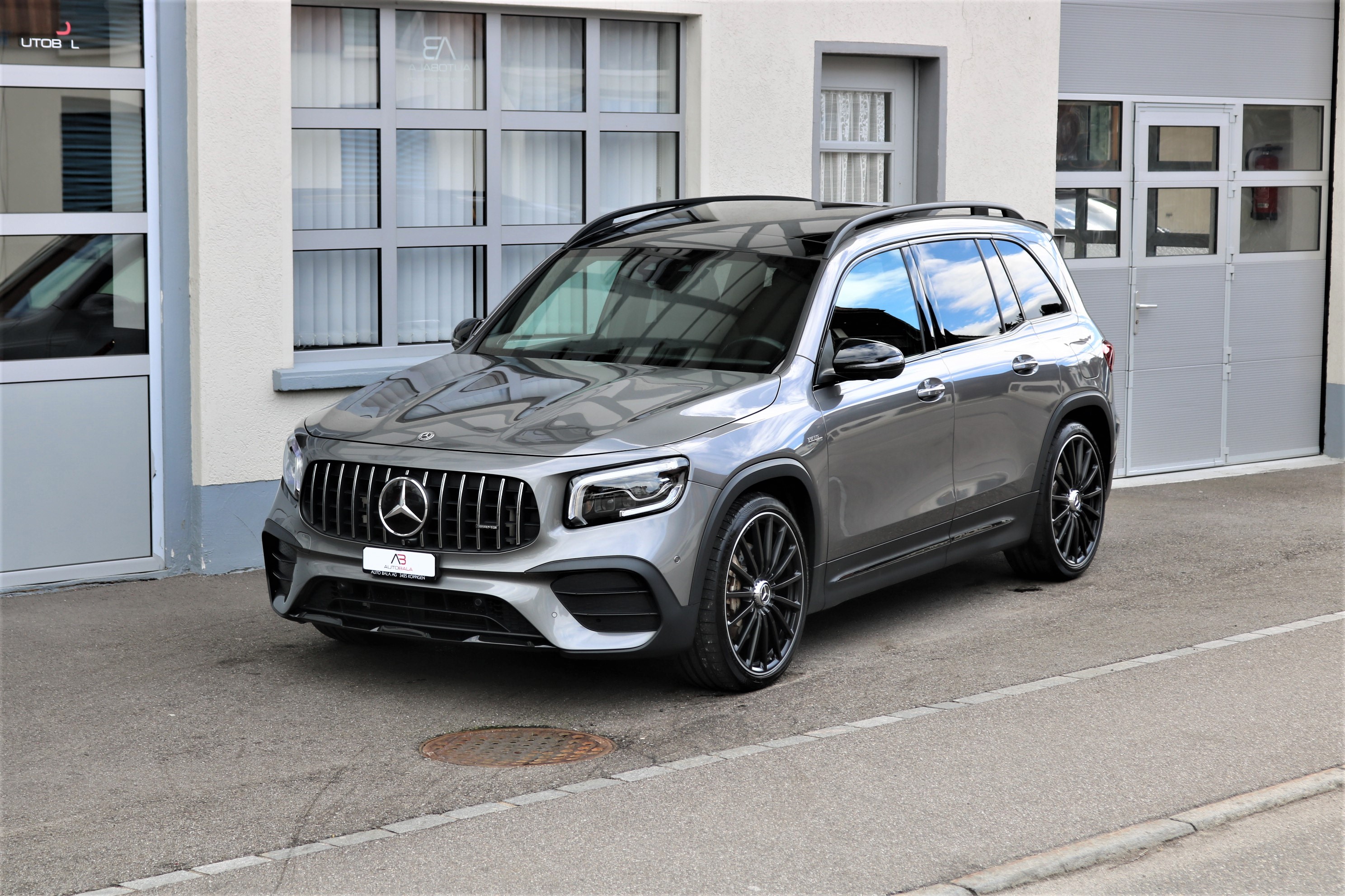 MERCEDES-BENZ GLB 35 AMG 4 MATIC 8G-Tronic MSI+ 7Plätzer