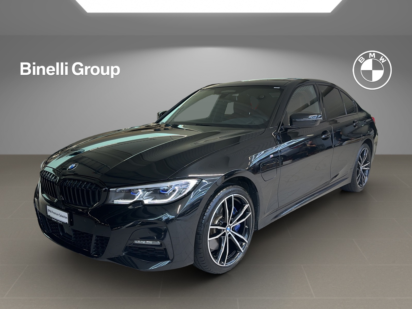 BMW 330e xDrive Steptronic M-Sport