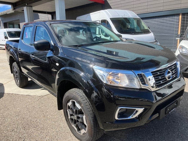 NISSAN Navara Double Cab Acenta 2.3 dCi 4WD