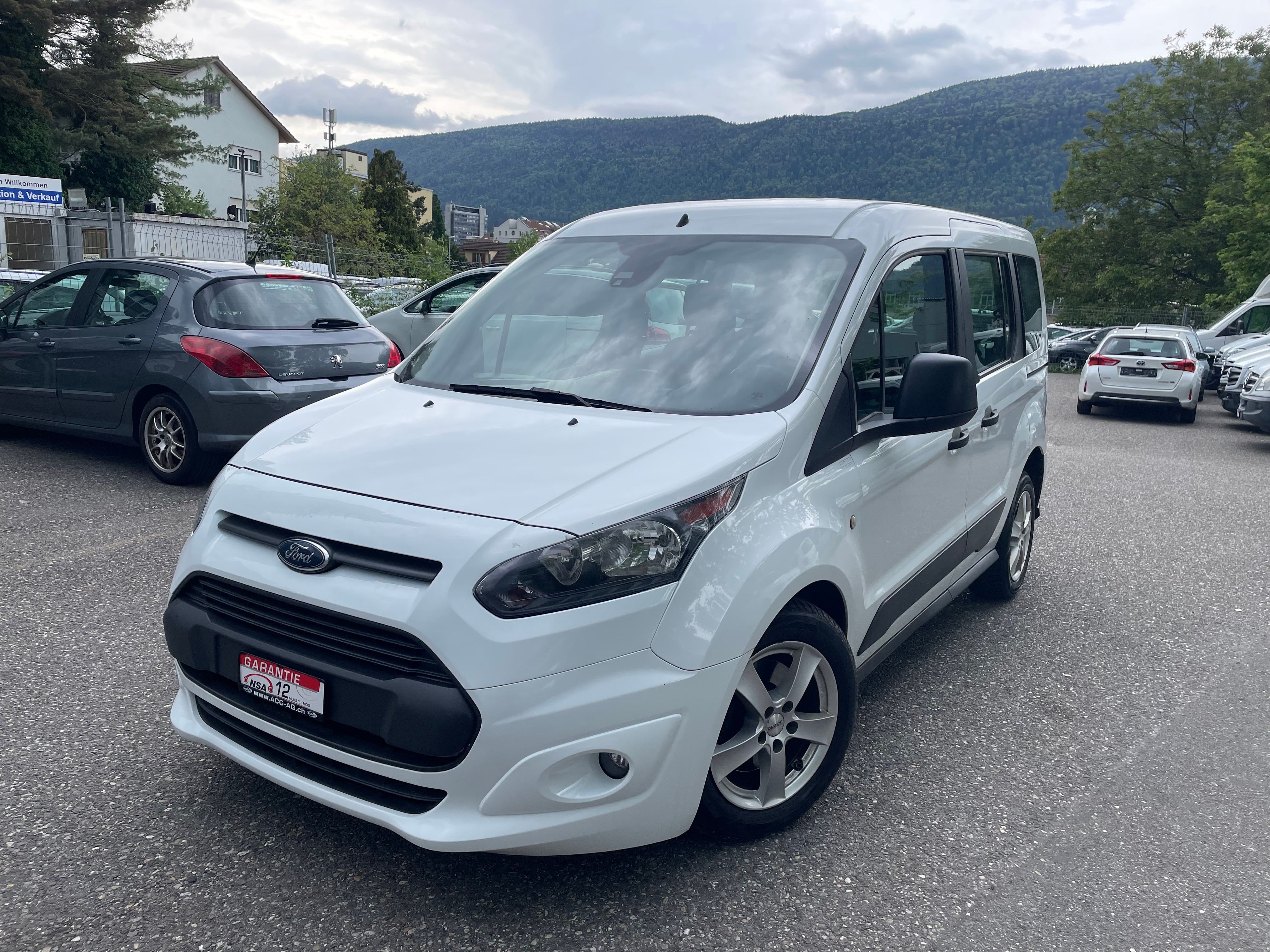 FORD Tourneo Connect 1.5 TDCi Trend Powershift * 05x Sitze * Klimaanlage * Tempomat * PDC H * Frisch Ab MFK