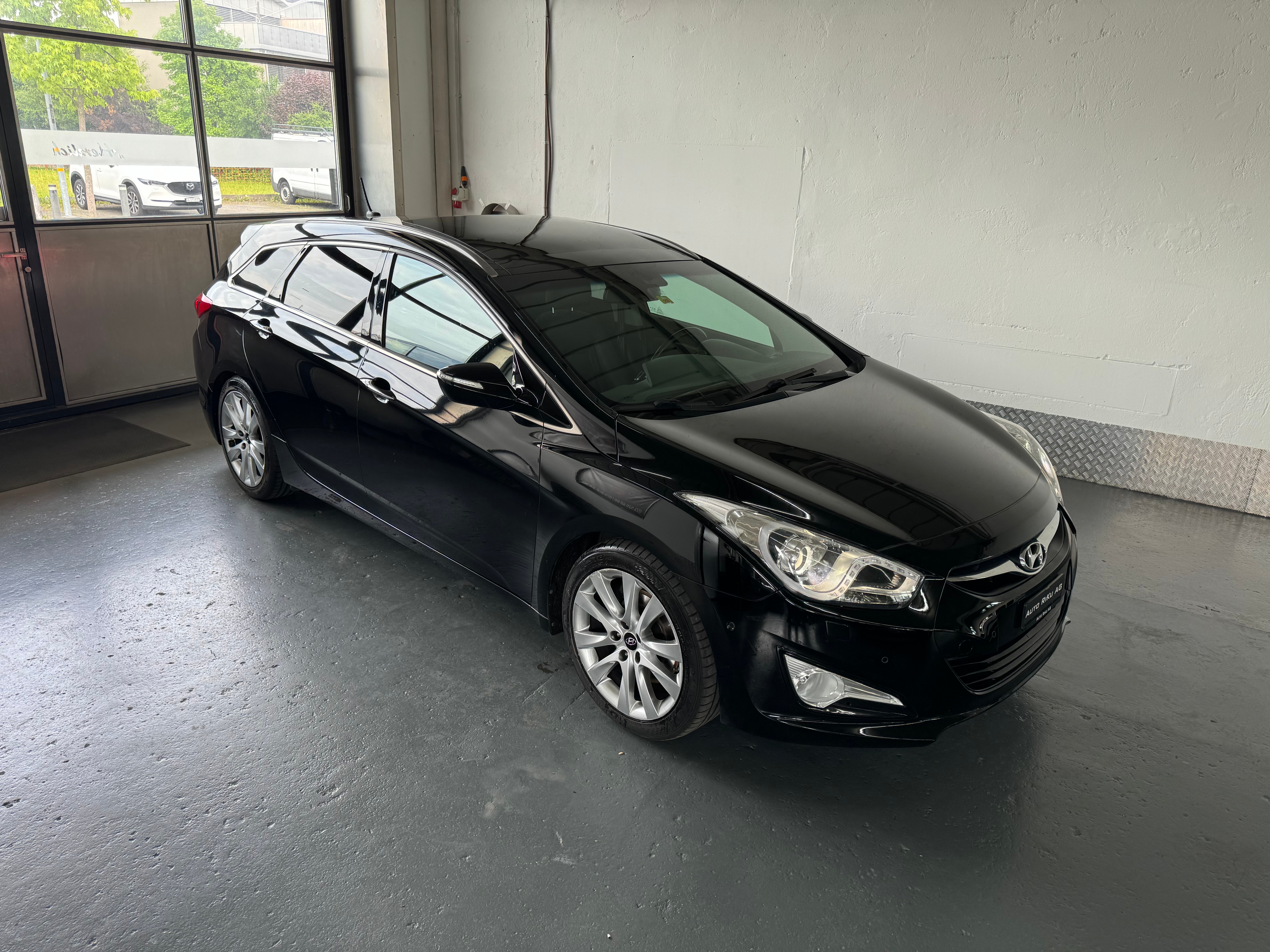 HYUNDAI i40 Wagon 2.0 GDi Premium Automatic