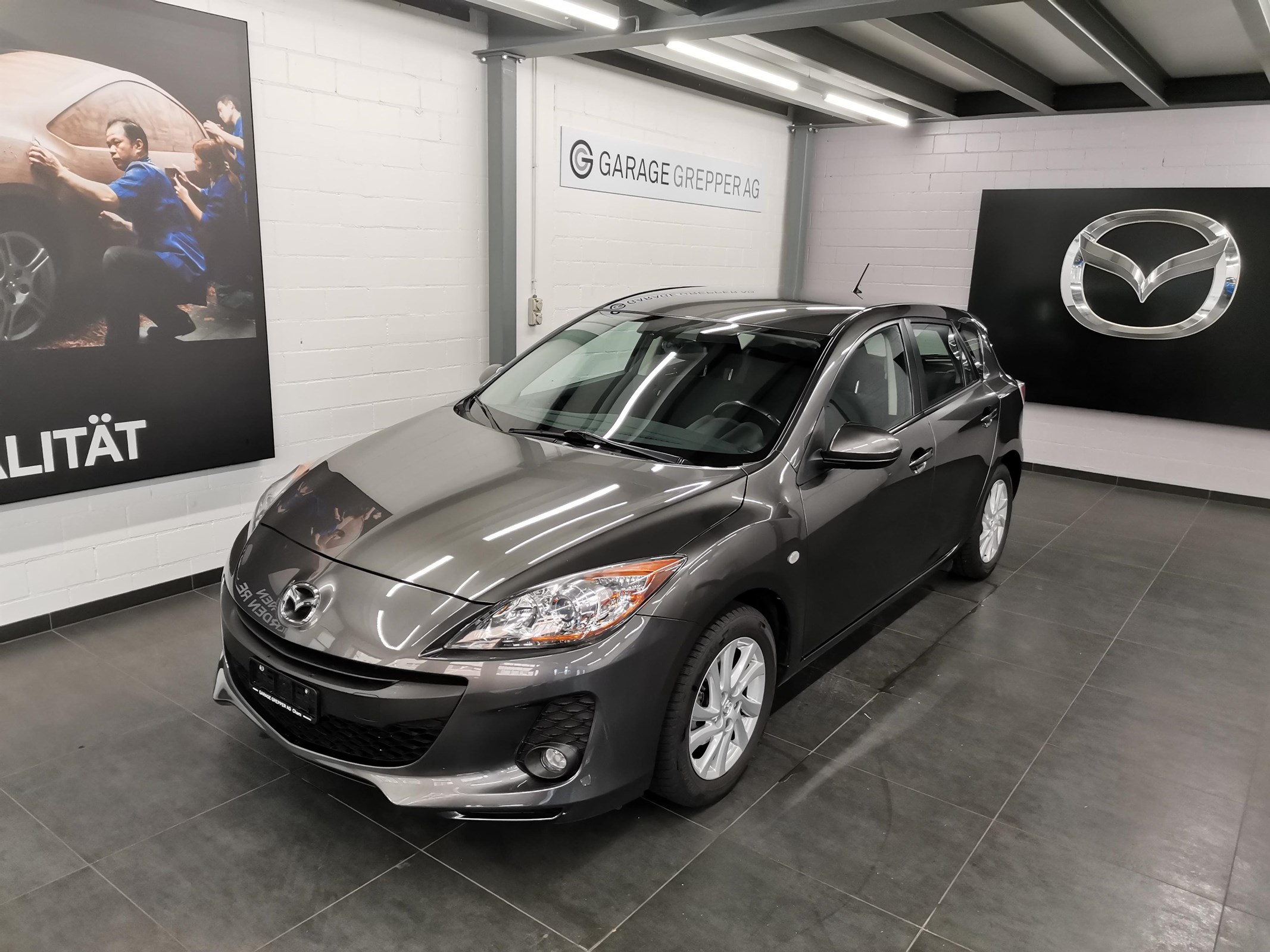 MAZDA 3 Hatchback 1.6 Exclusive