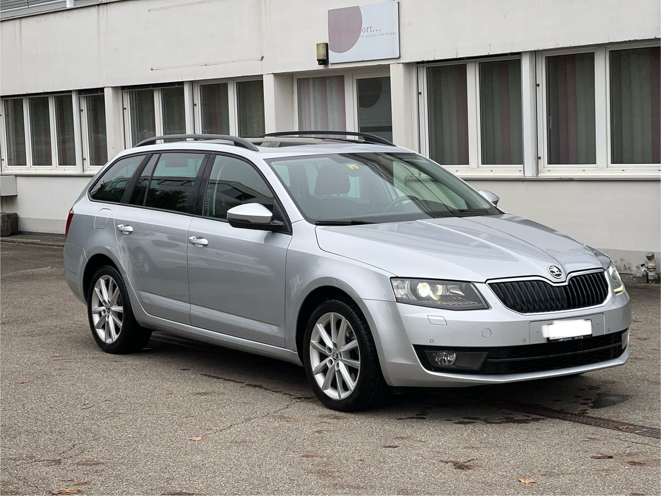 SKODA Octavia Combi 1.8 TSI Elegance 4x4 DSG