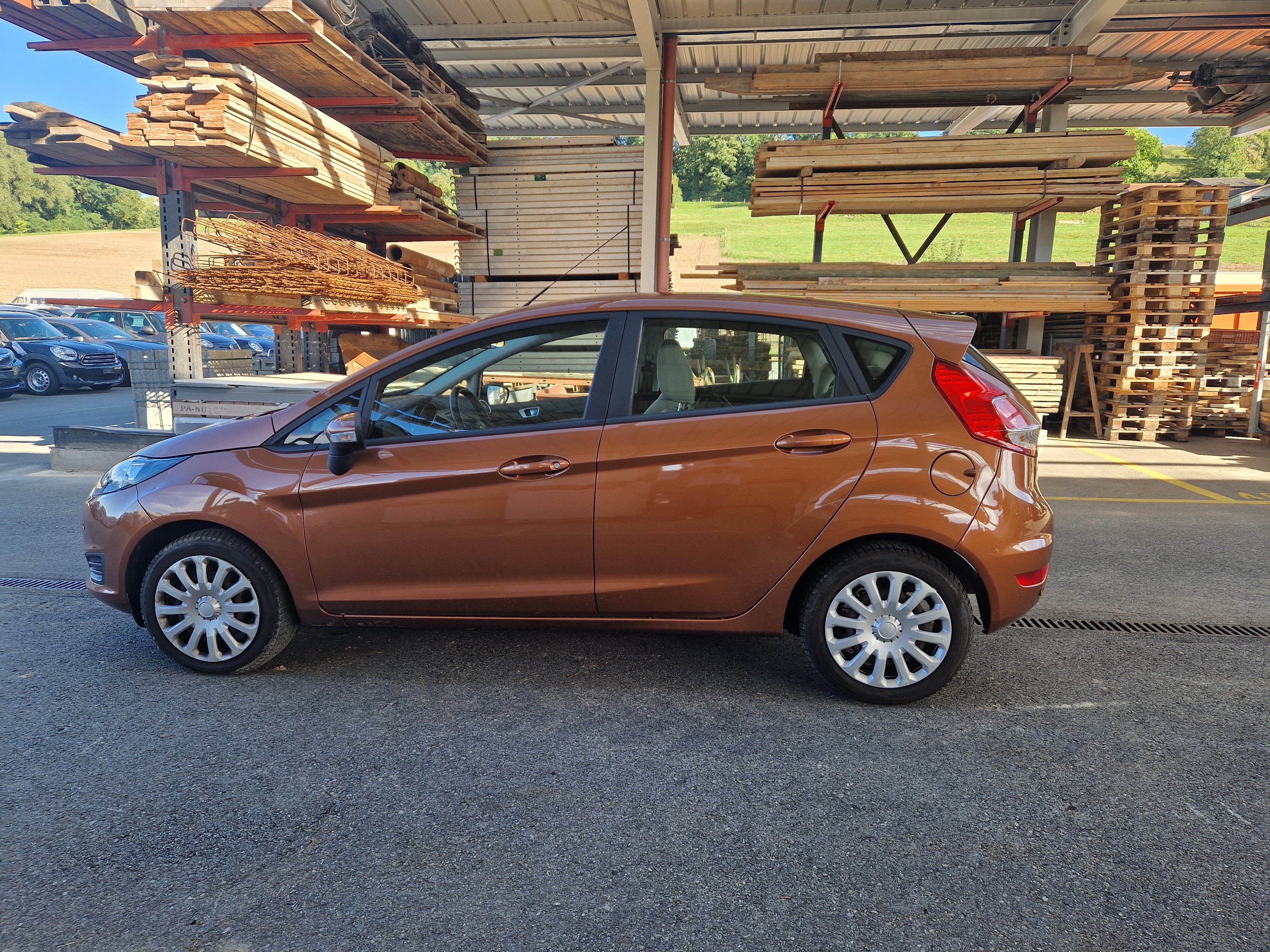 FORD Fiesta 1.4 16V Trend+ Automatic