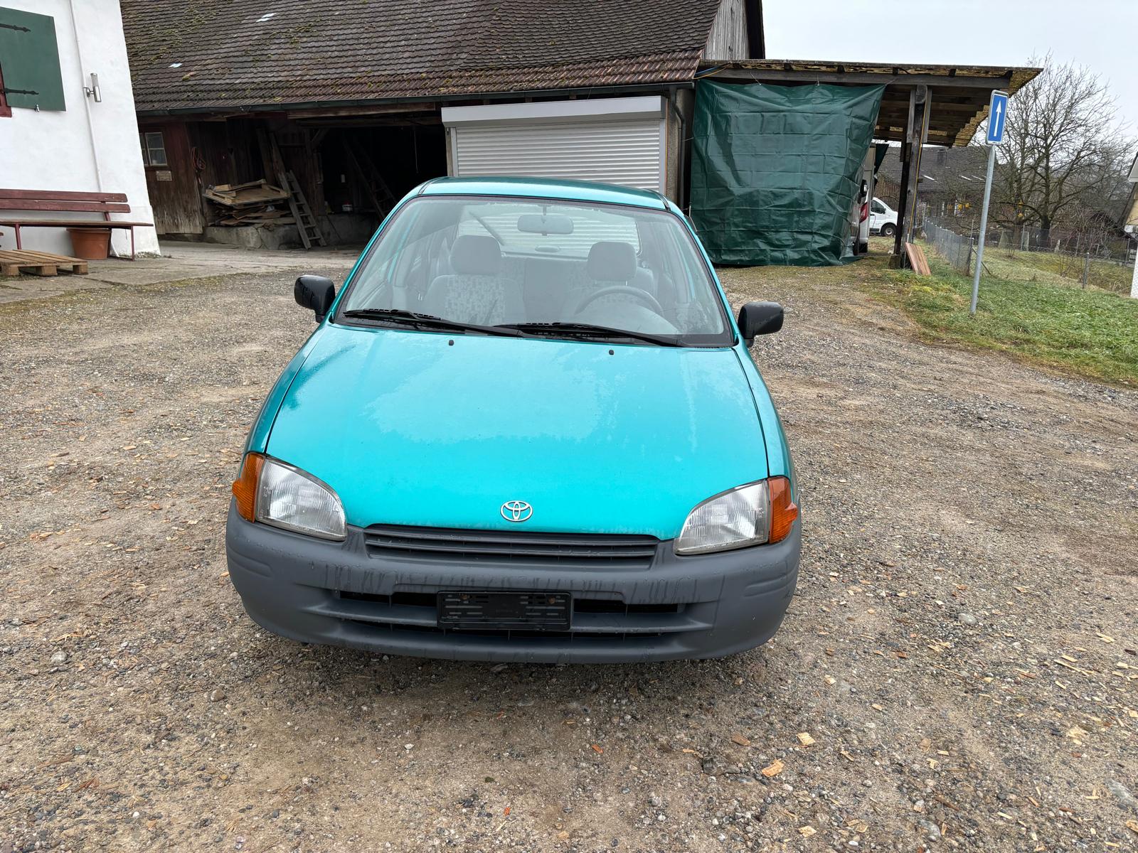 TOYOTA Starlet 1.3