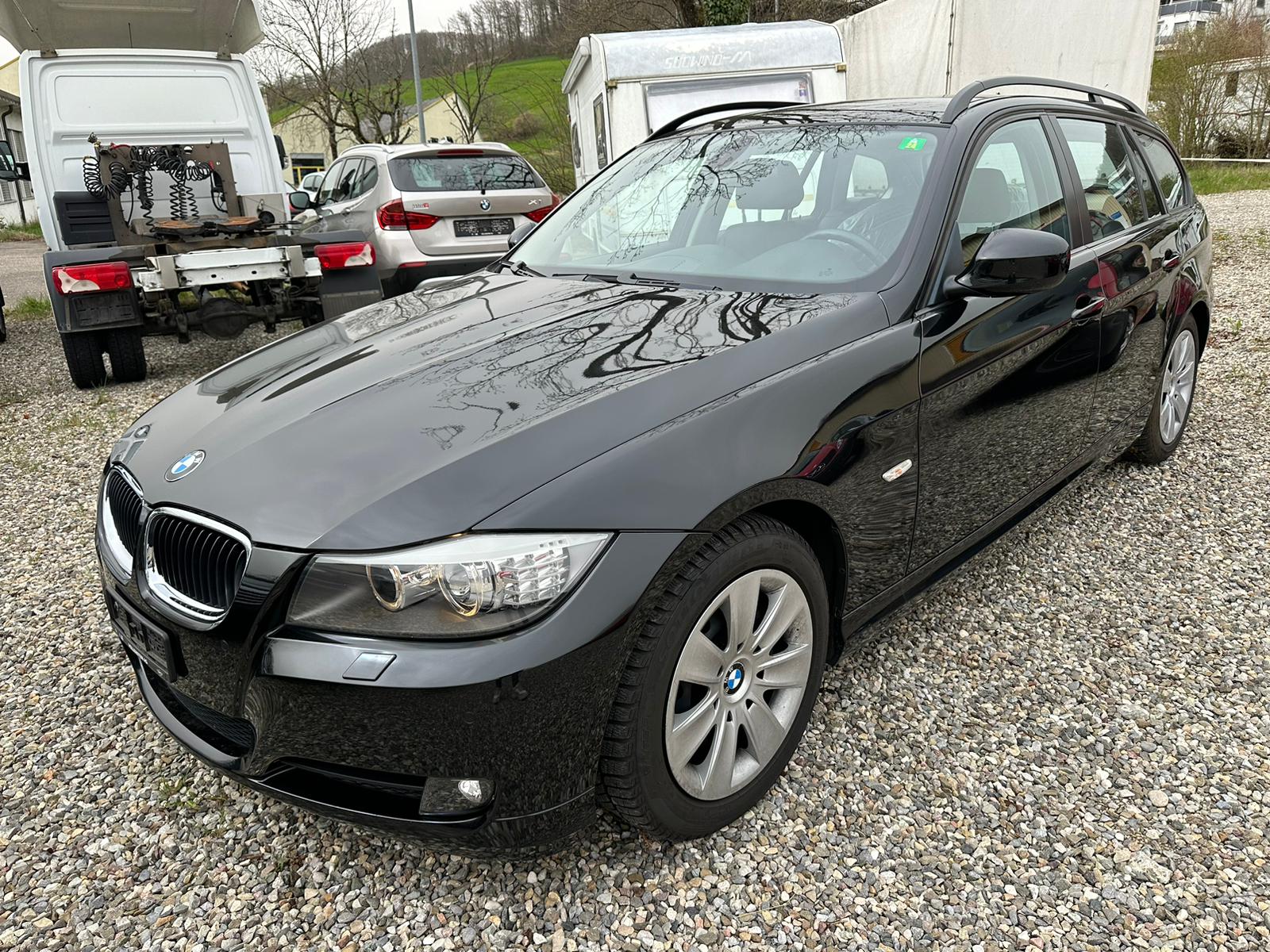 BMW 320i Touring Steptronic