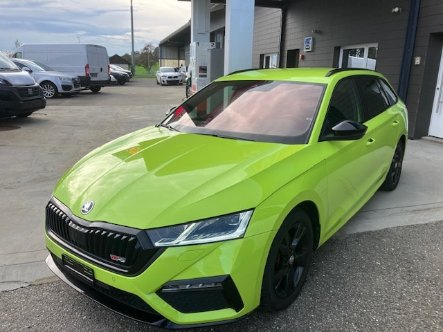 SKODA Octavia Combi 2.0 TDI DSG RS 4x4