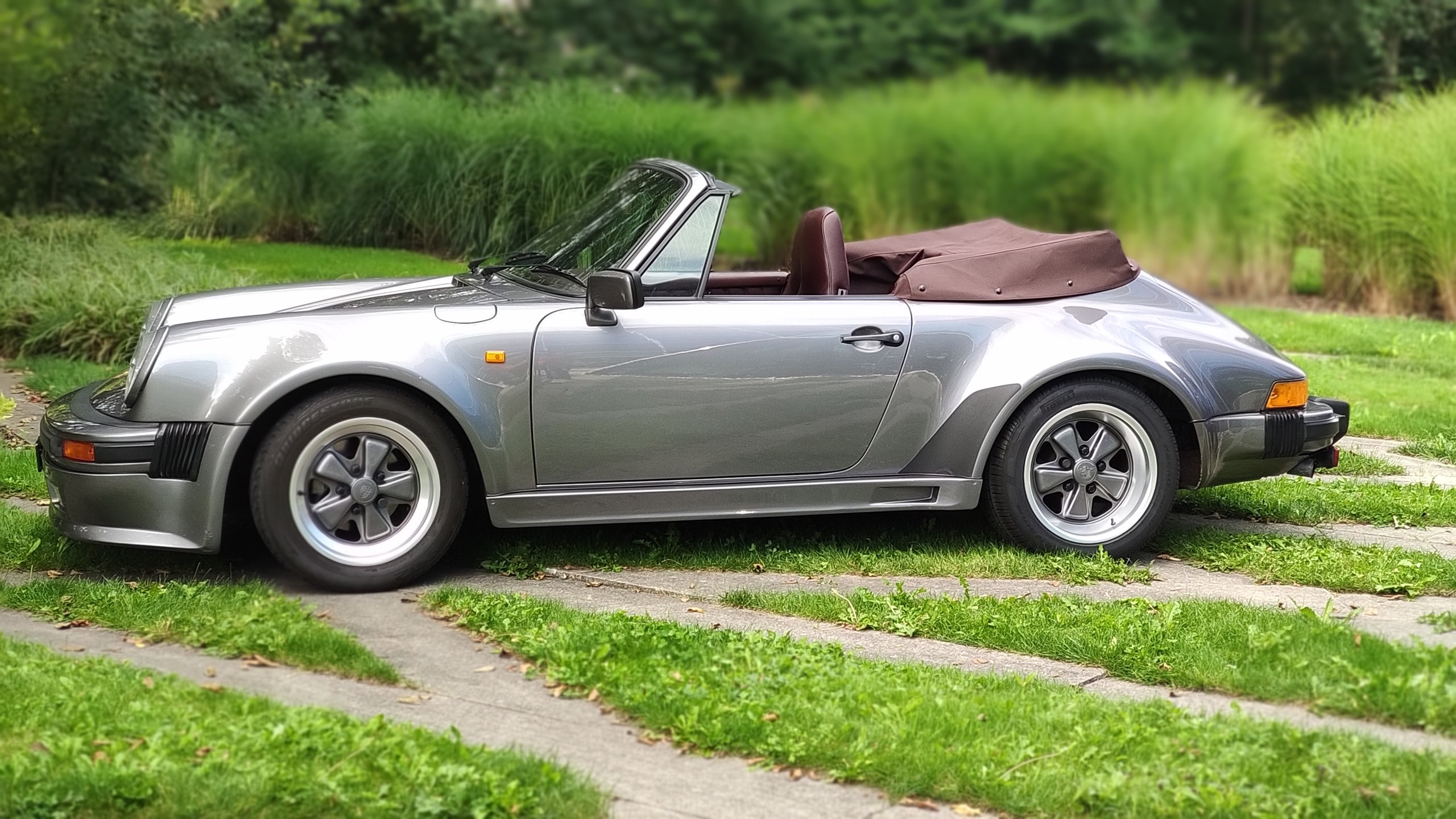 PORSCHE 911 Carrera Cabrio