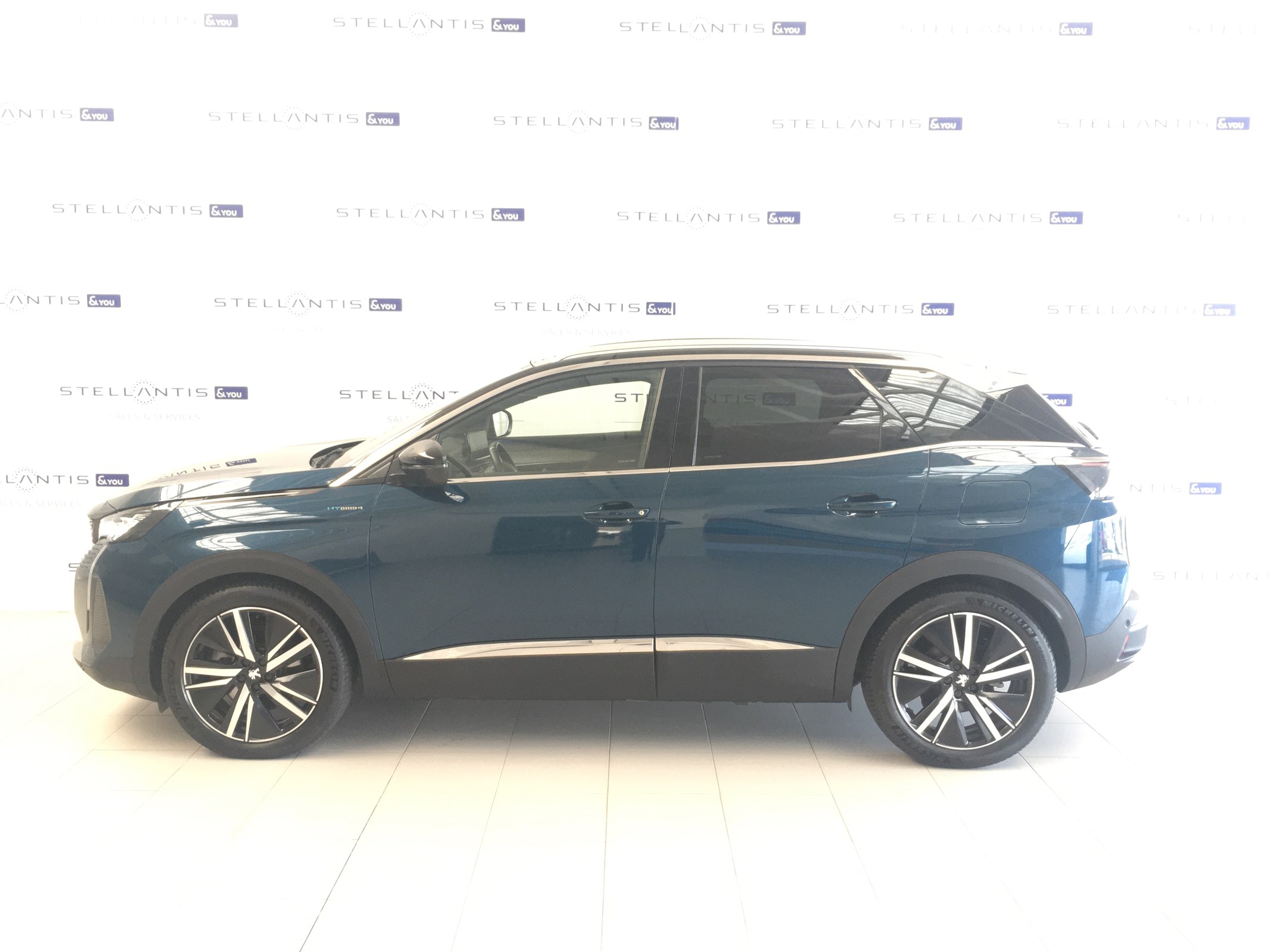 PEUGEOT 3008 300e Hybrid4 GT Pack EAT8