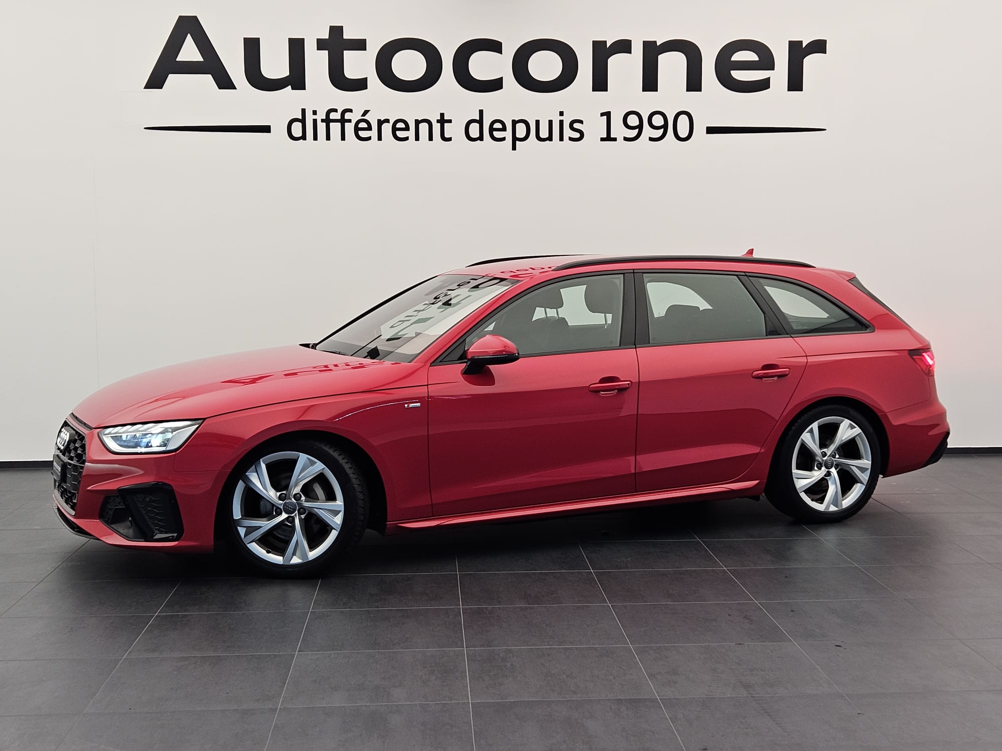 AUDI A4 Avant 40 TDI S line quattro S-tronic