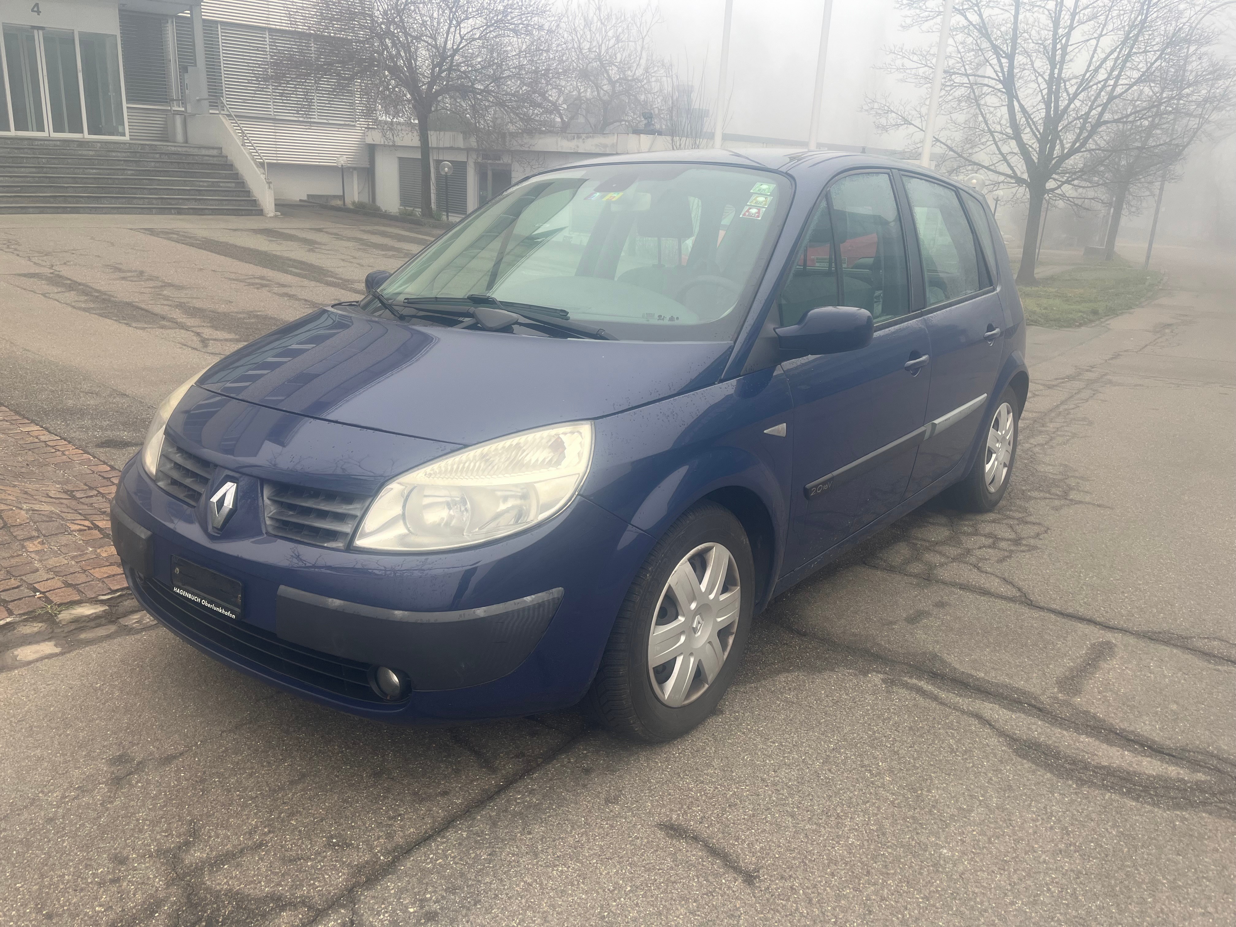 RENAULT Scénic 2.0 16V Dynamique