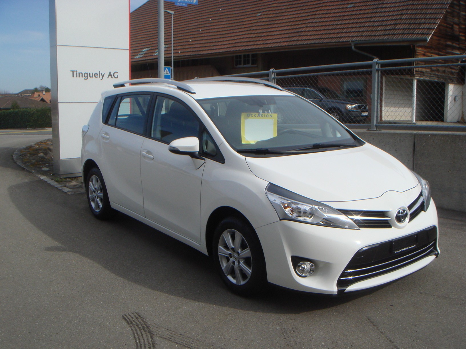 TOYOTA Verso 1.8 Luna