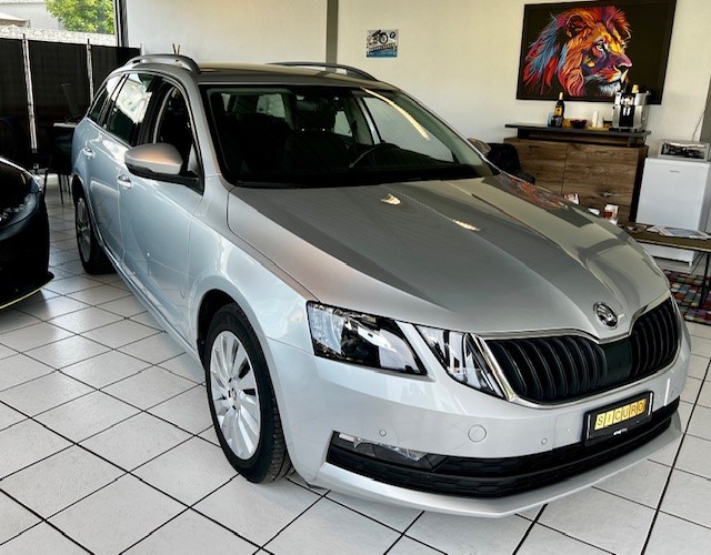 SKODA Octavia Combi 1.6 TDI Ambition