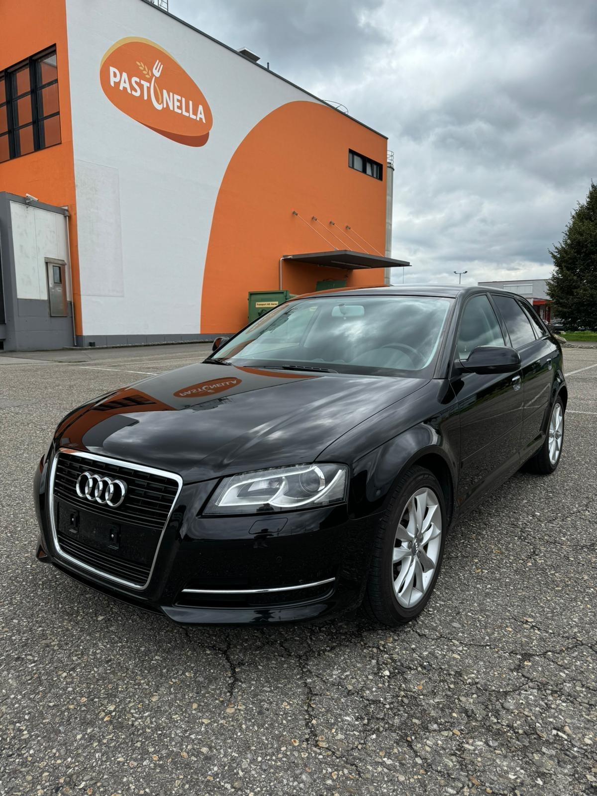 AUDI A3 Sportback 2.0 TDI Attraction