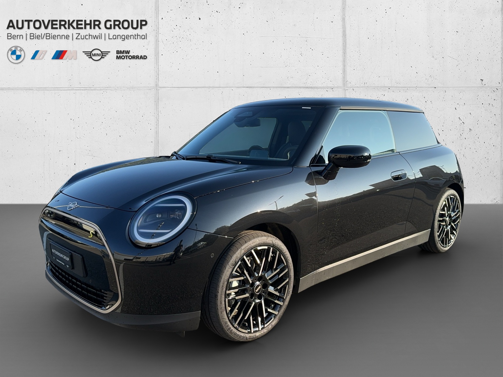 MINI Cooper SE Favoured Trim Paket M