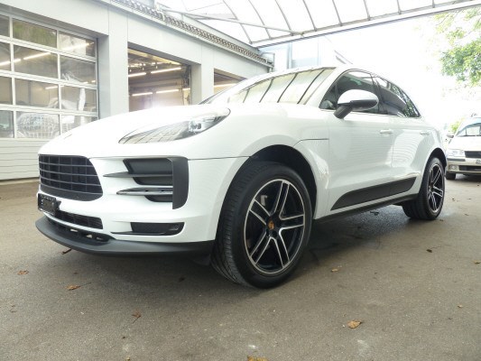 PORSCHE Macan PDK