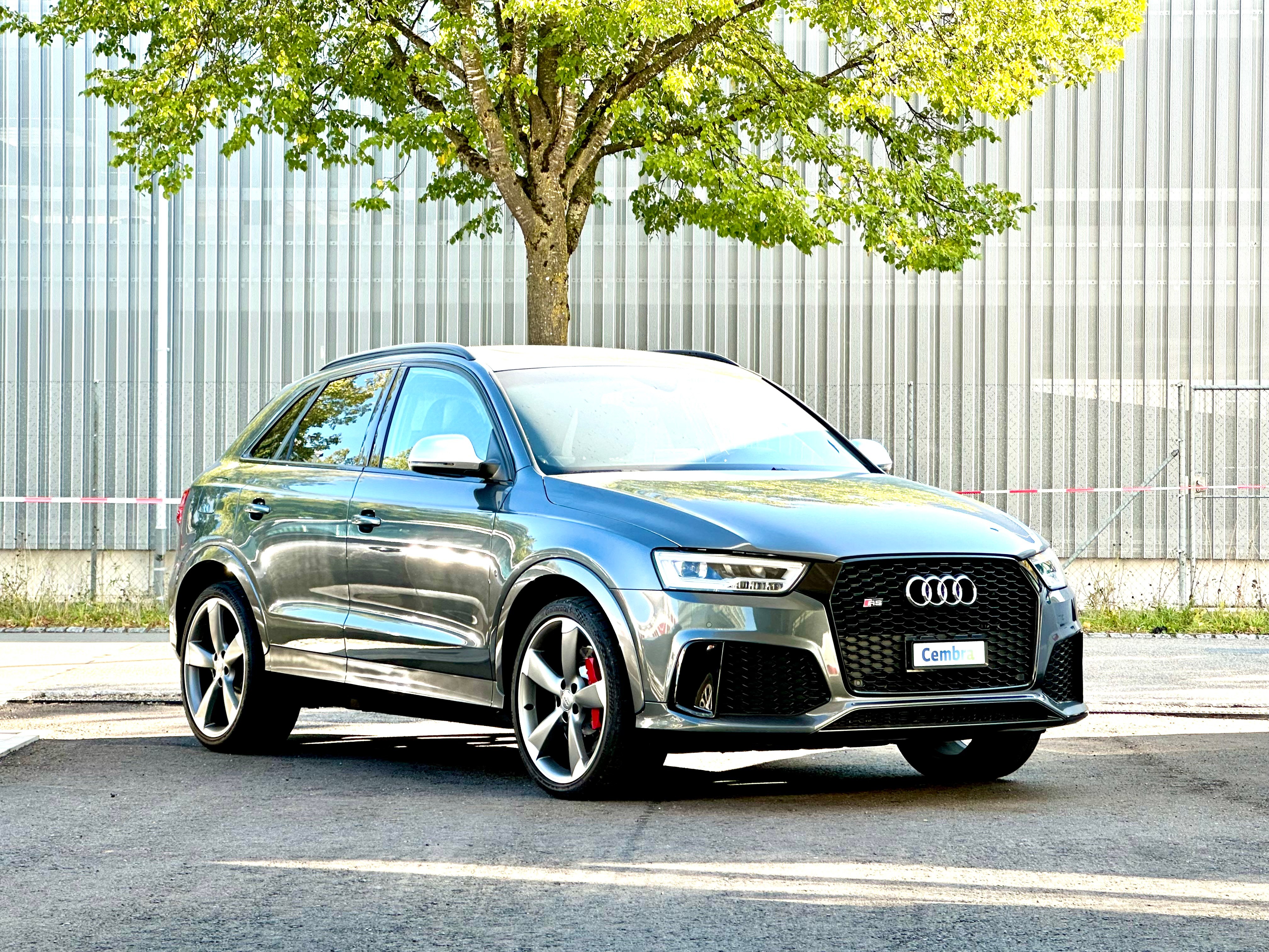 AUDI RS Q3 2.5 TFSI quattro S-tronic