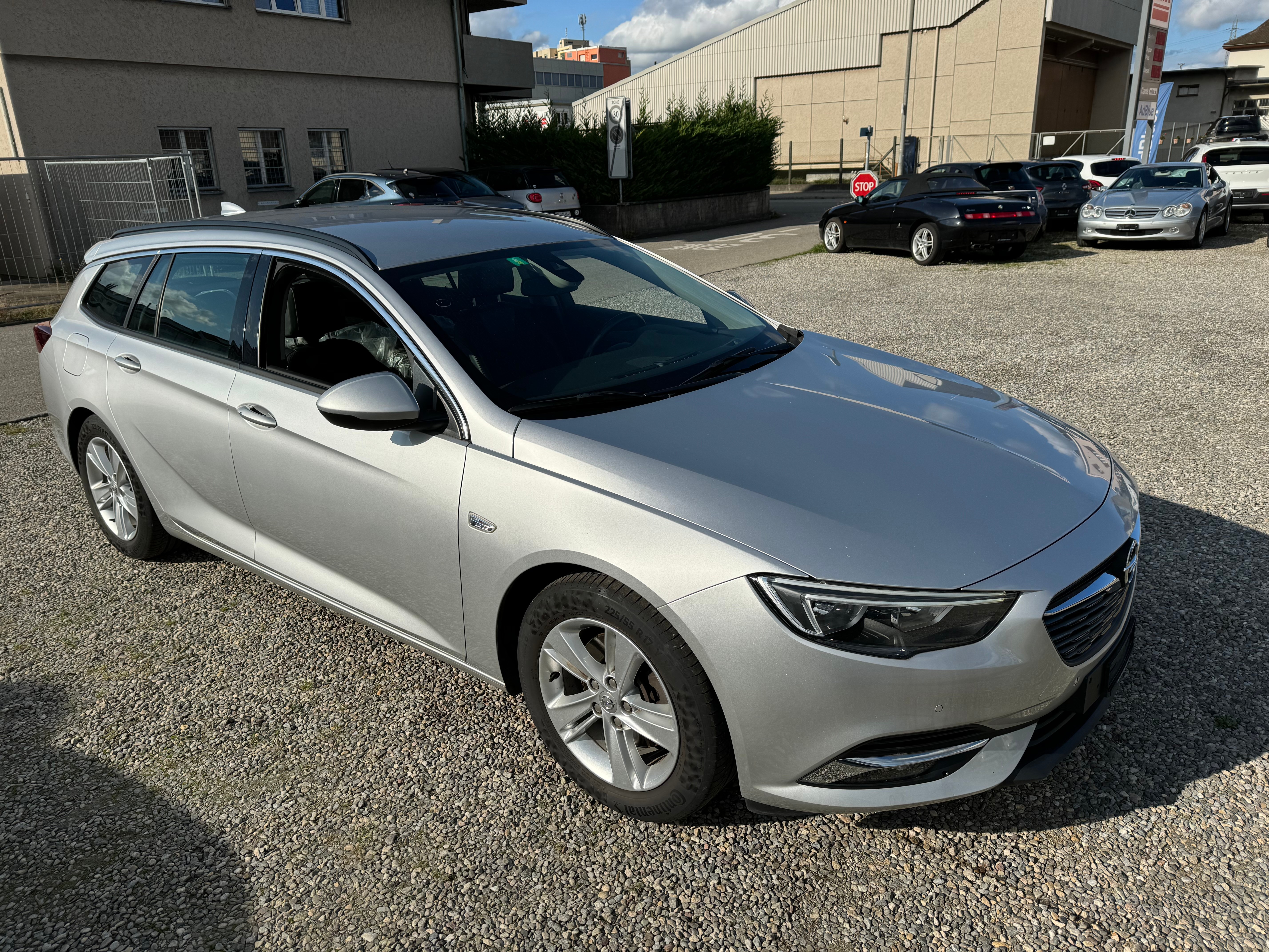 OPEL Insignia 1.5 T Sports Tourer Edition