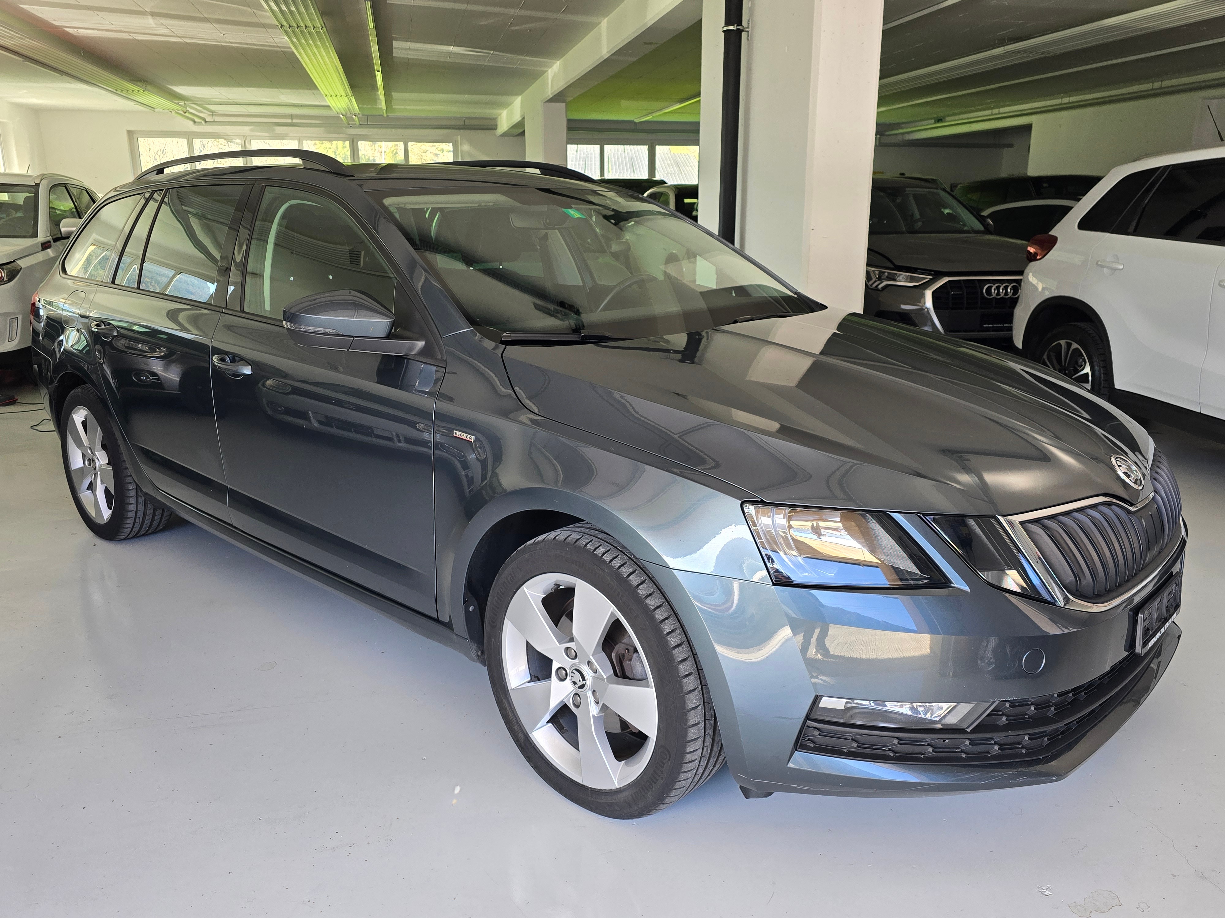 SKODA Octavia Combi 2.0 TDI Clever 4x4 DSG