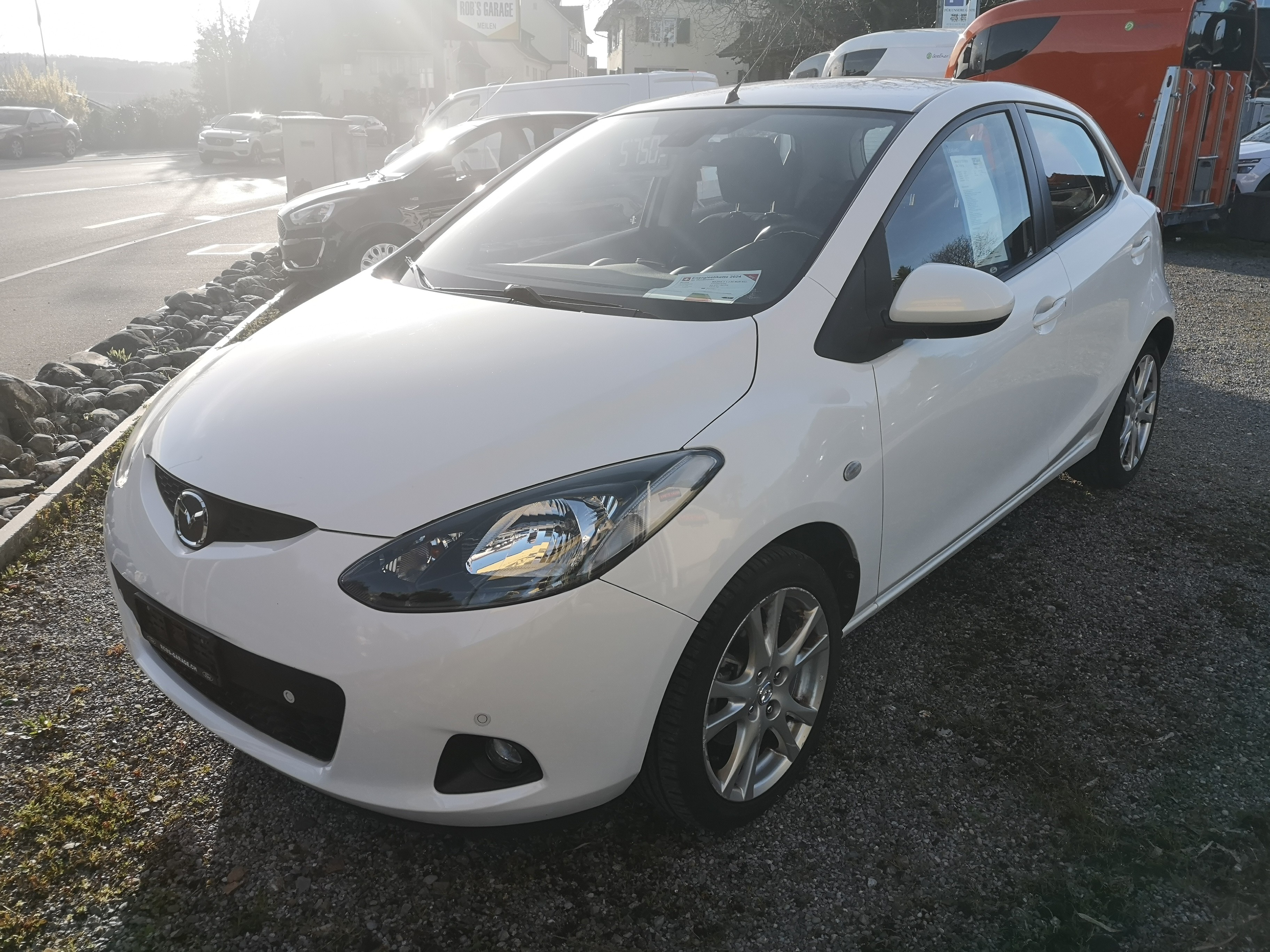 MAZDA 2 1.3i 16V Exclusive