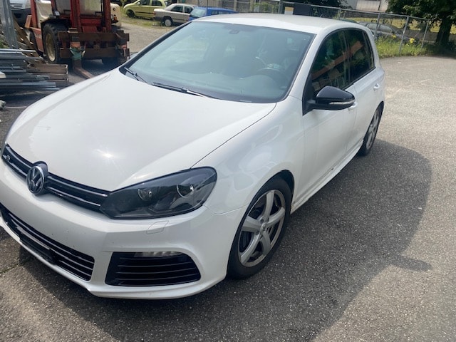 VW Golf 2.0 TSI R 4Motion