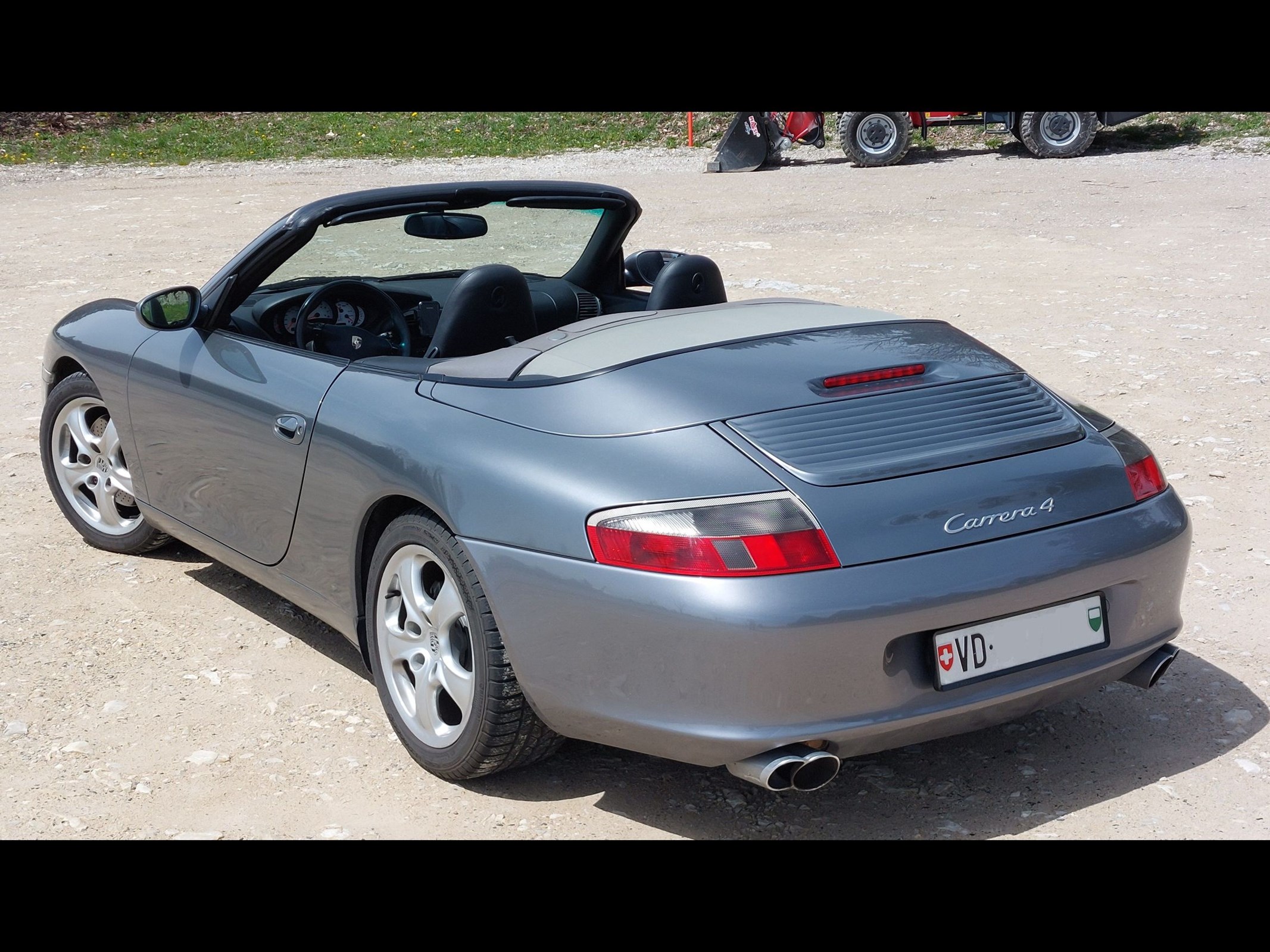 PORSCHE 911 Carrera 4 Cabrio