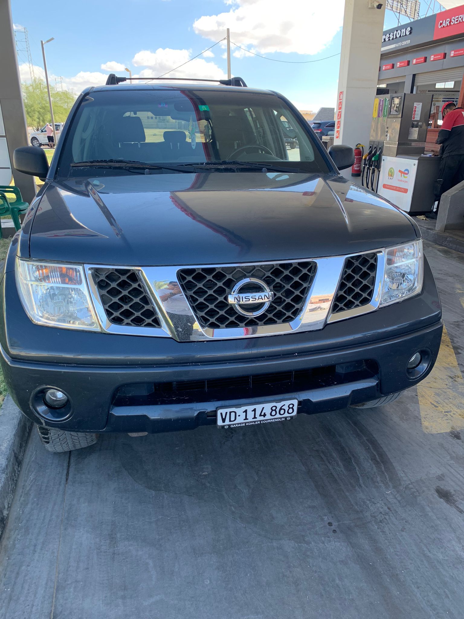 NISSAN PATHFINDER