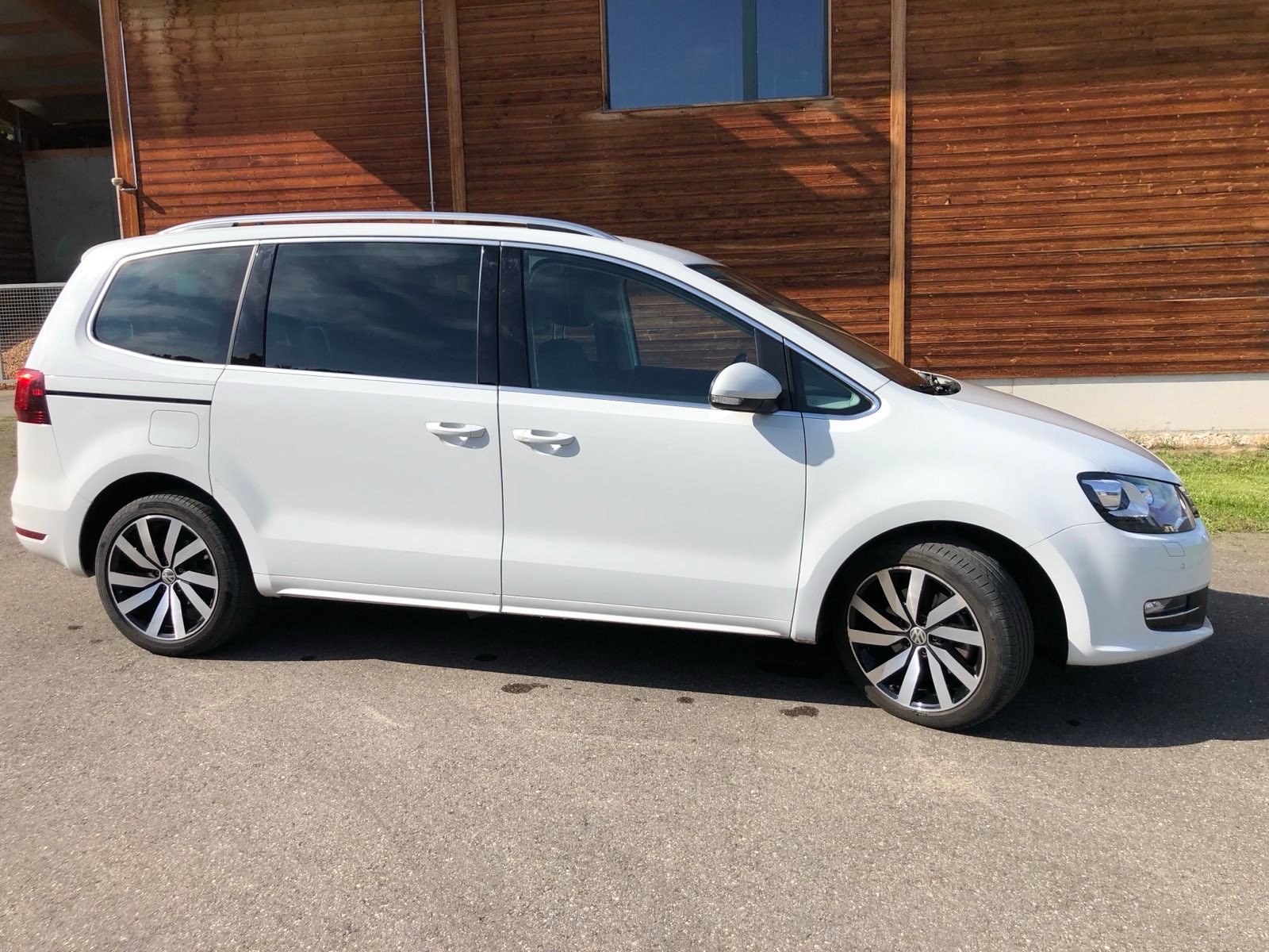 VW Sharan 2.0 TDI BMT Highline 4Motion DSG