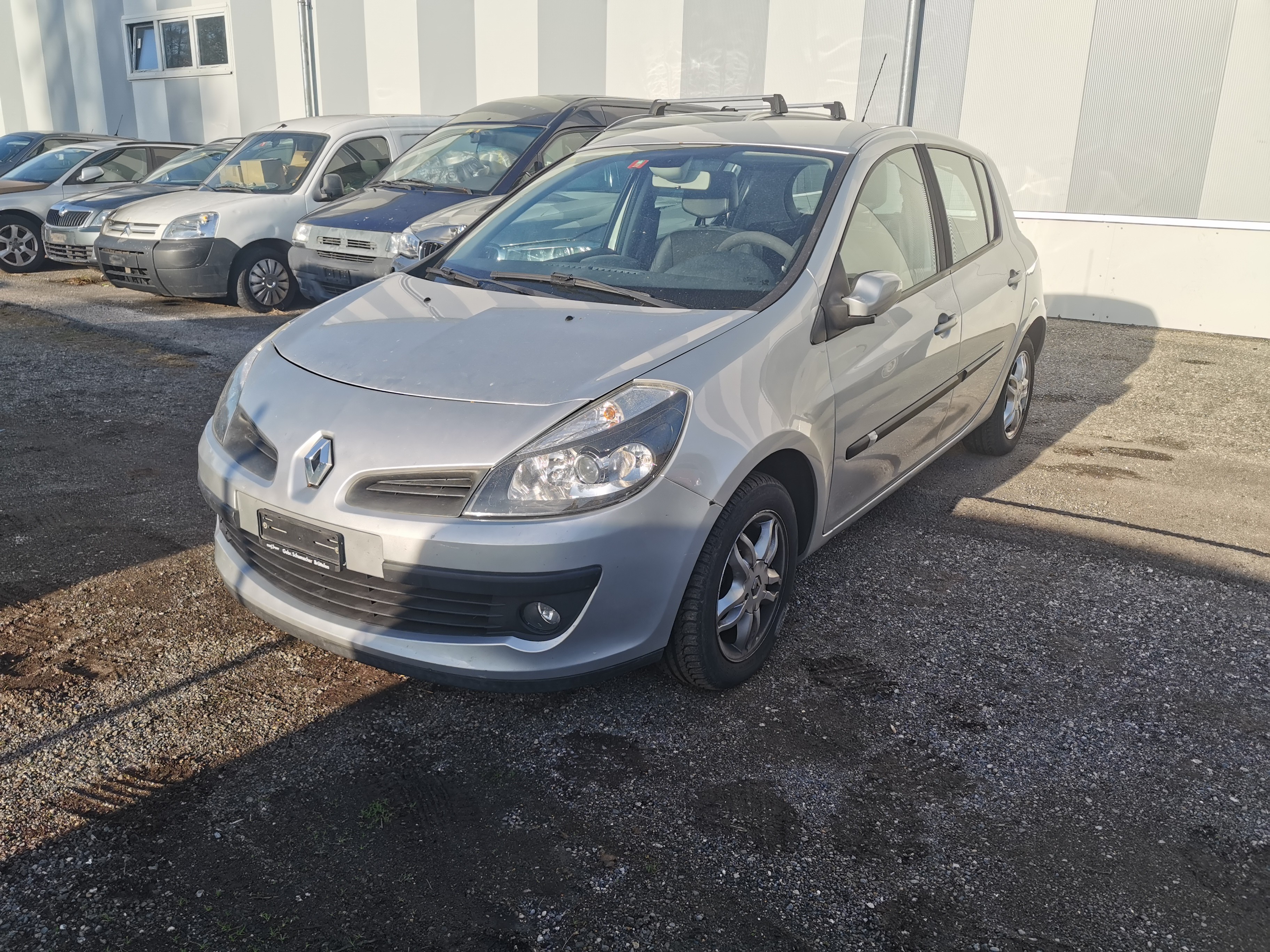 RENAULT Clio 1.6 16V Dynamique Automatic